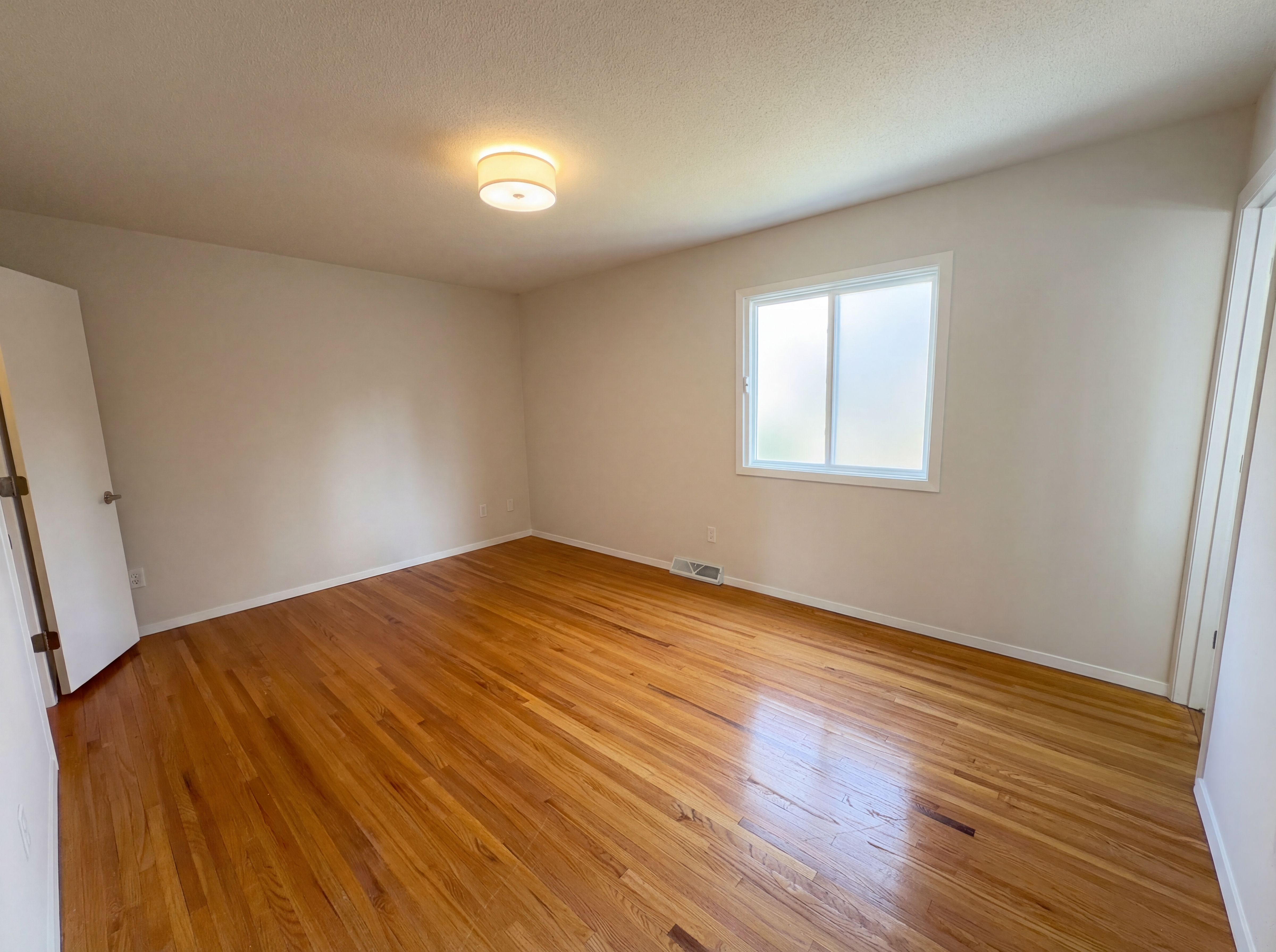 Photo 19 of 25 of 3480 Milton St N, Shoreview, MN