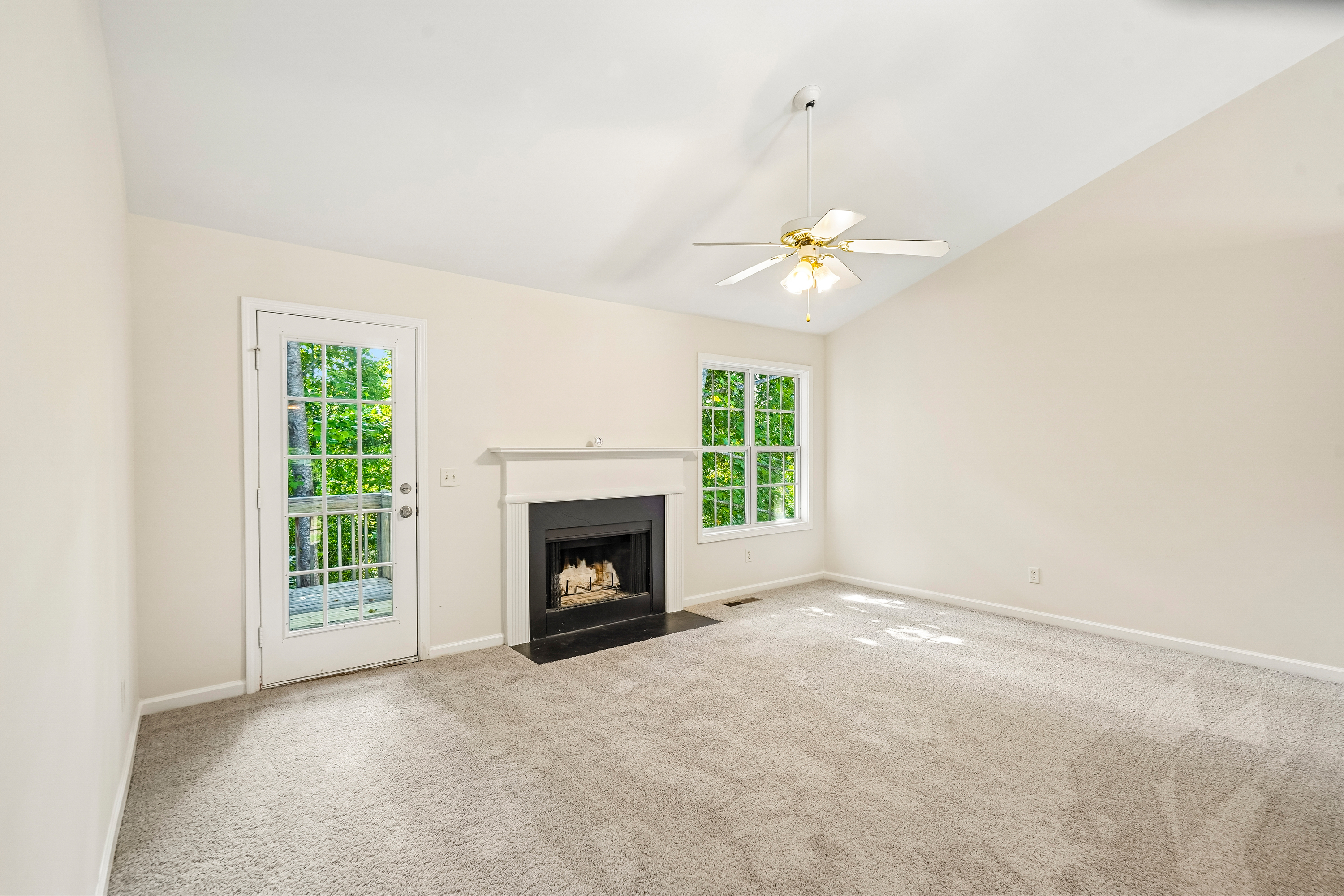 Photo 29 of 31 of 6550 Snowbird Ln, Douglasville, GA