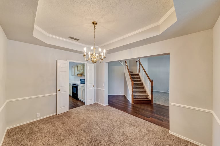 Photo 4 of 29 - 4719 Lennon Ave, Arlington, TX 76016