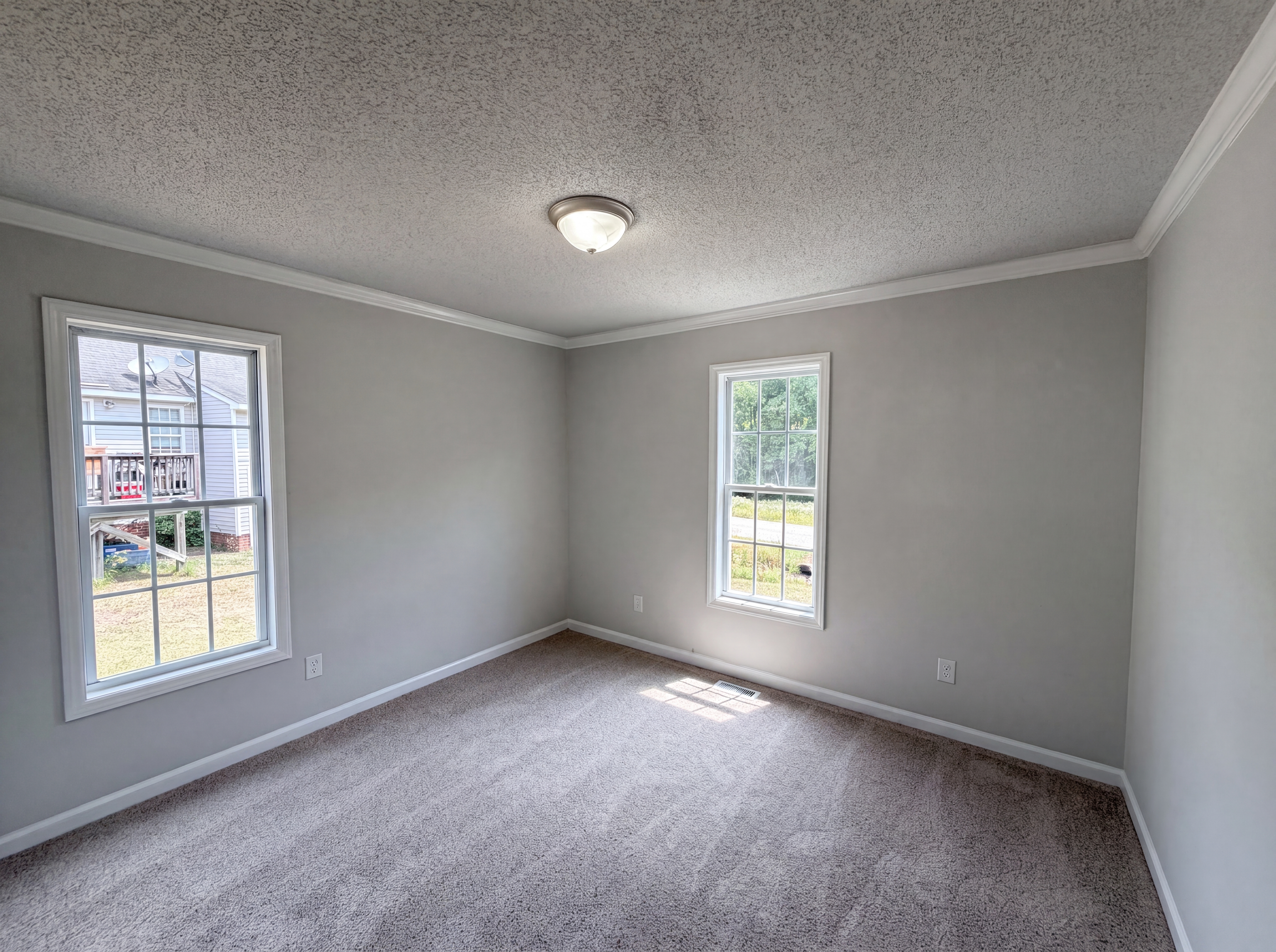 Photo 9 of 16 of 1024 Laurel Leaf Rd, Zebulon, NC