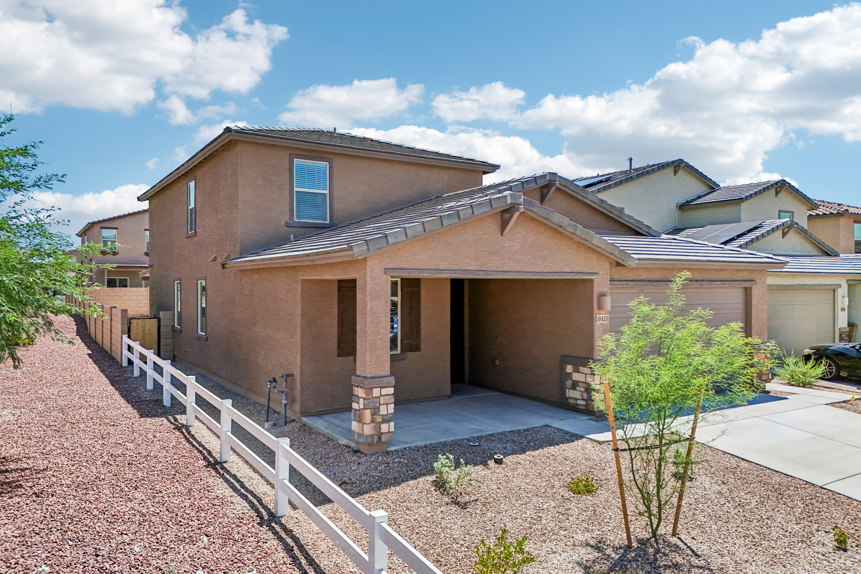 Photo 5 of 33 of 10453 W Beaman Ln, Marana, AZ