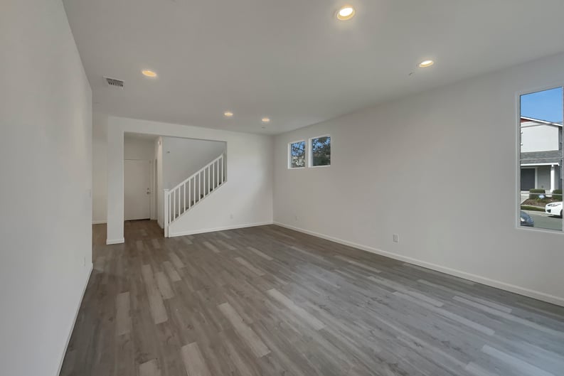 Property photo 3 of 4579 Juneberry Dr