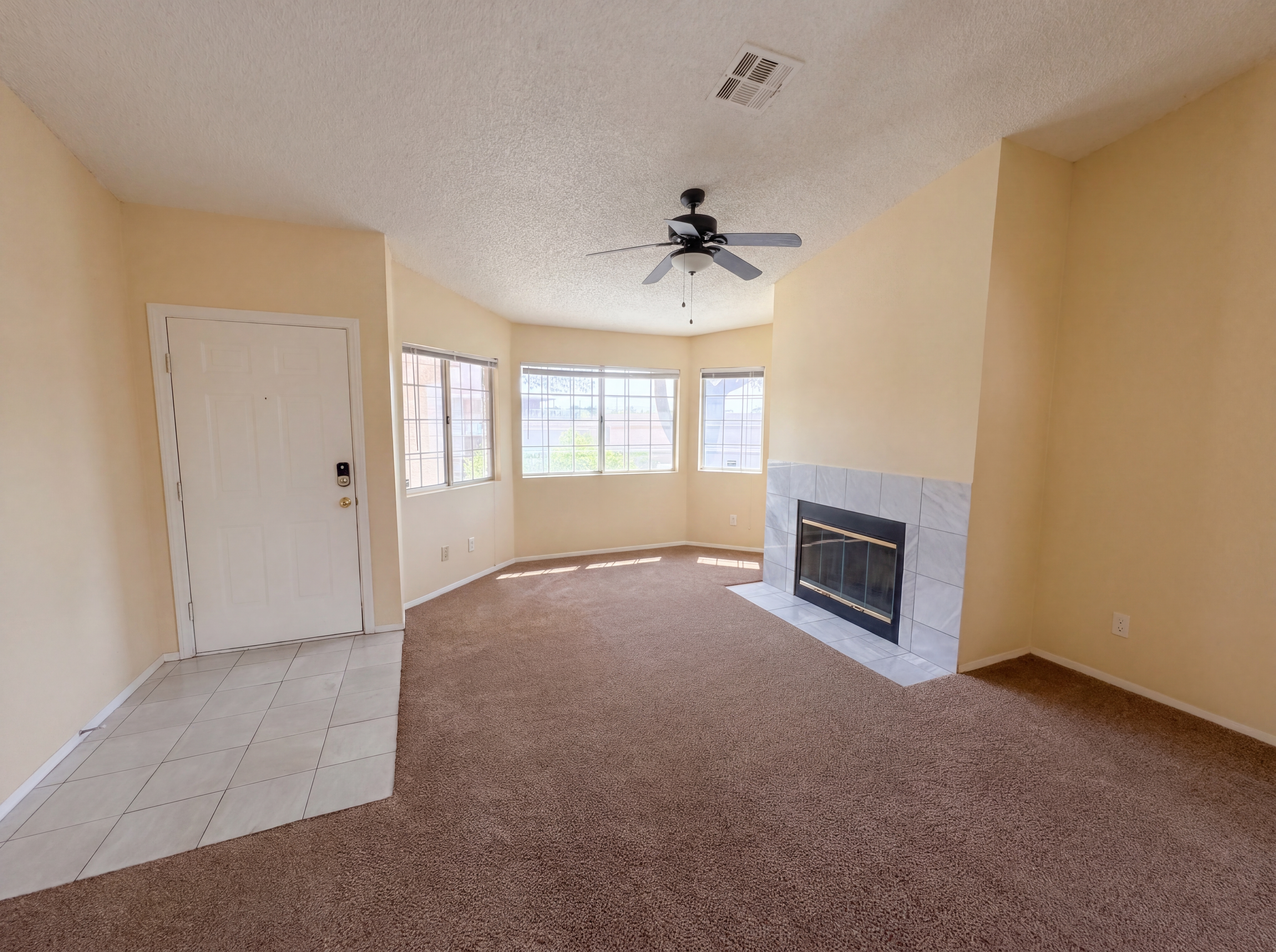 Photo 3 of 20 of 1371 Di Blasi Dr, Las Vegas, NV