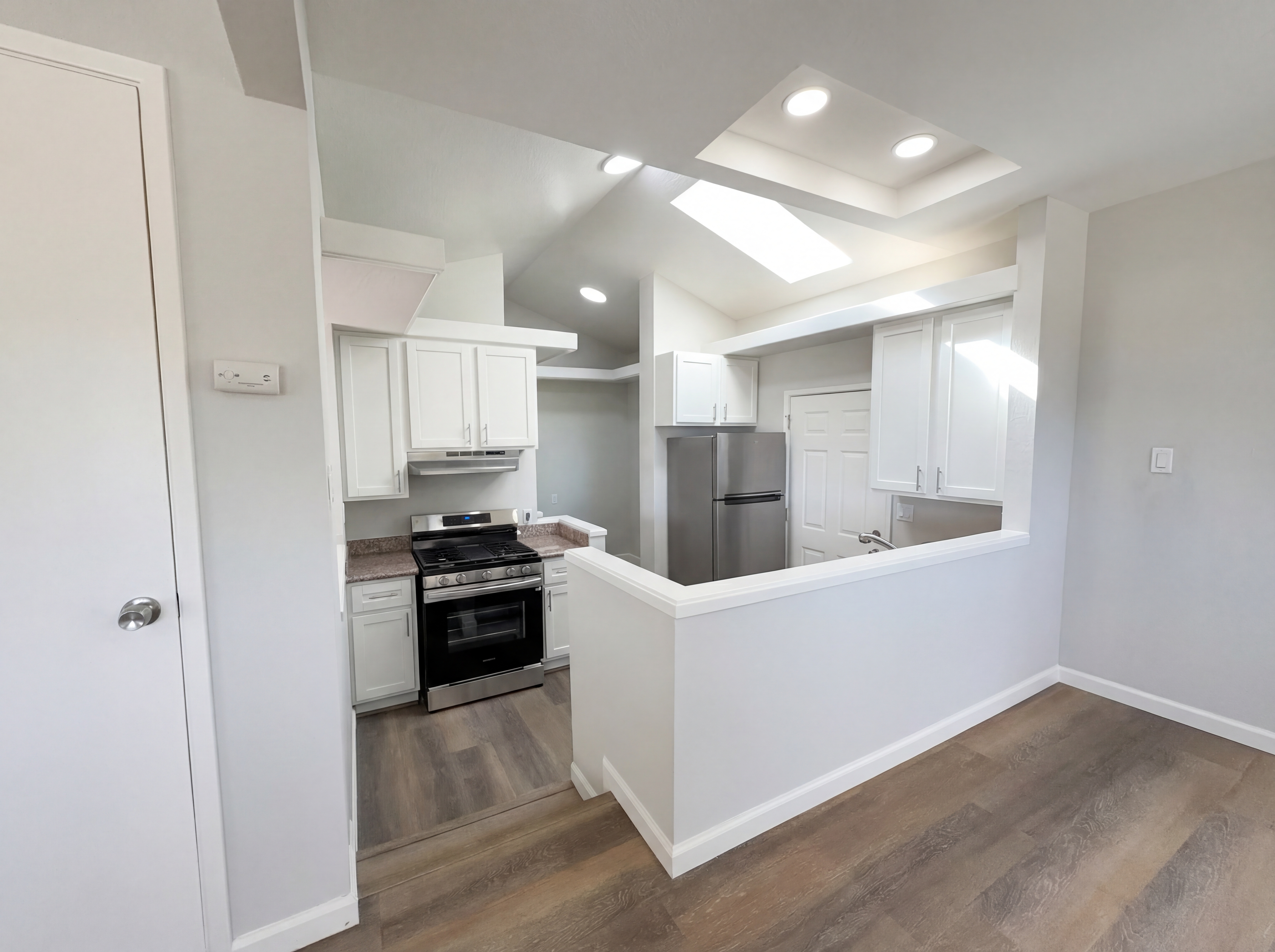 Photo 7 of 43 of 2291 Yale St, Martinez, CA