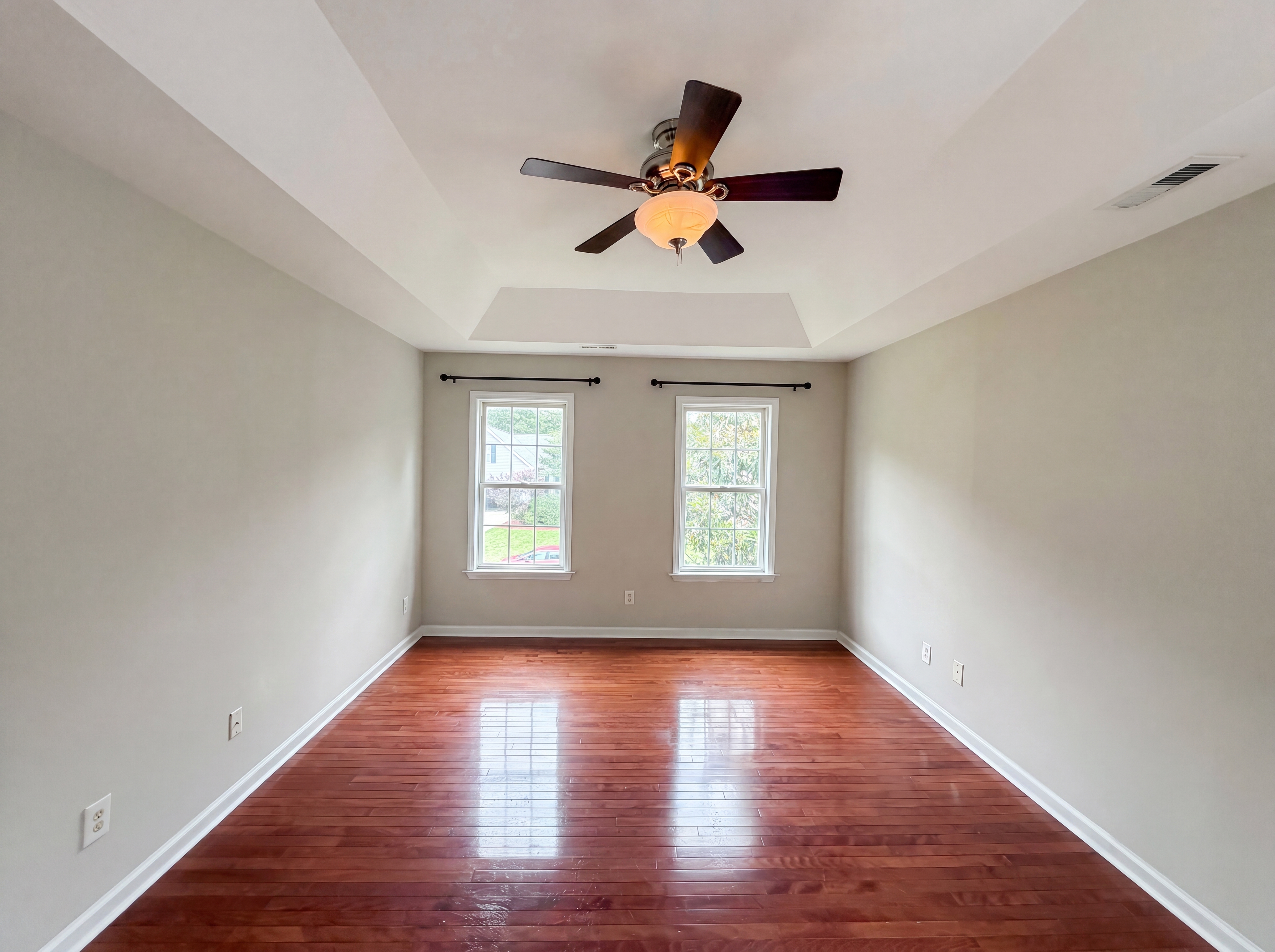 Photo 7 of 21 of 128 Morena Dr, Holly Springs, NC