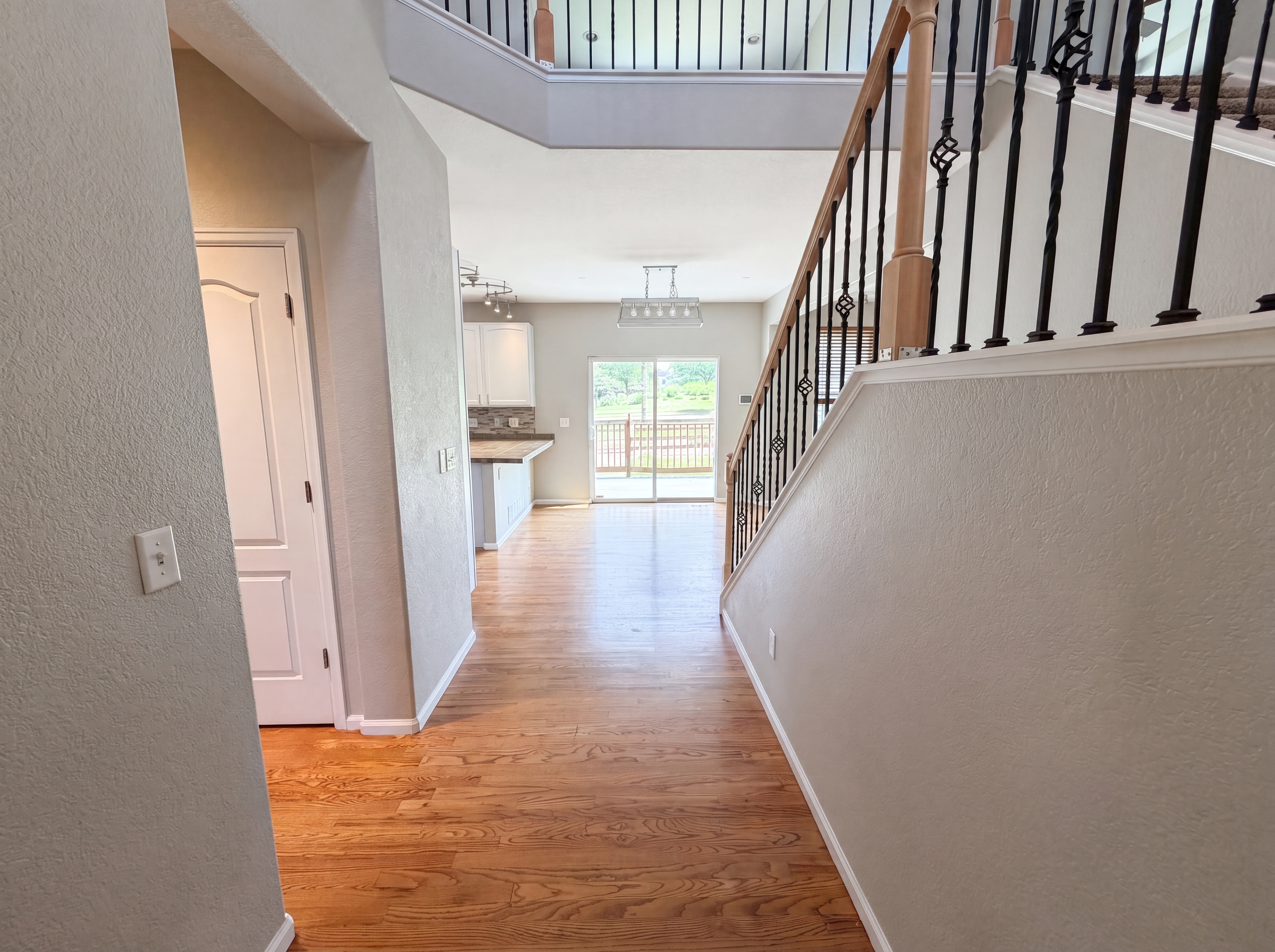 Photo 9 of 34 of 10494 Ouray St, Commerce City, CO