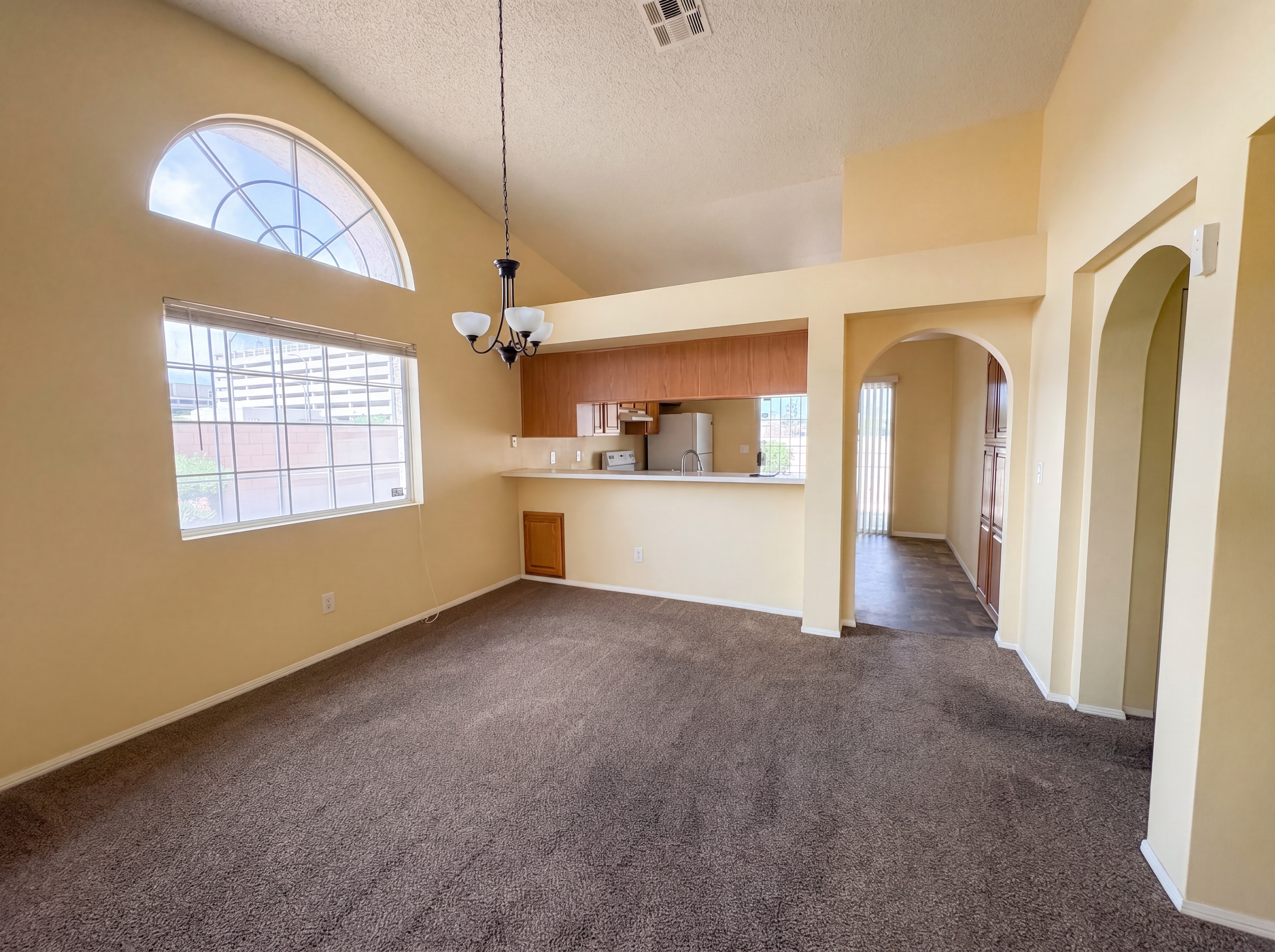 Photo 7 of 20 of 1371 Di Blasi Dr, Las Vegas, NV