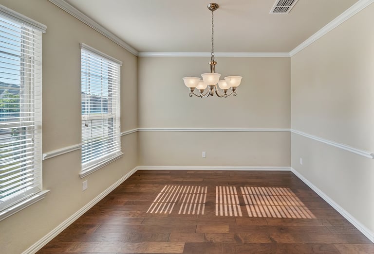 Photo 4 of 27 - 632 Swift Current Dr, Crowley, TX 76036
