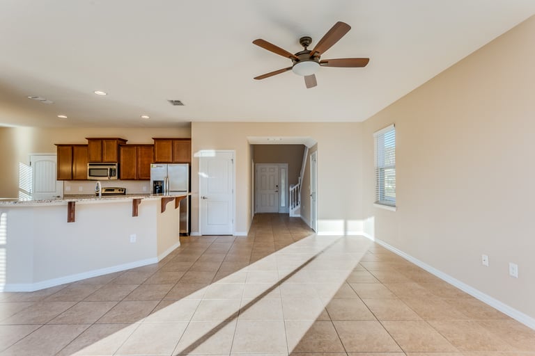 Photo 8 of 20 - 14914 Del Morrow Way, Orlando, FL 32824