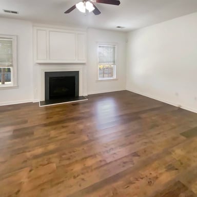 Property photo 3 of 139 Castleton Cir