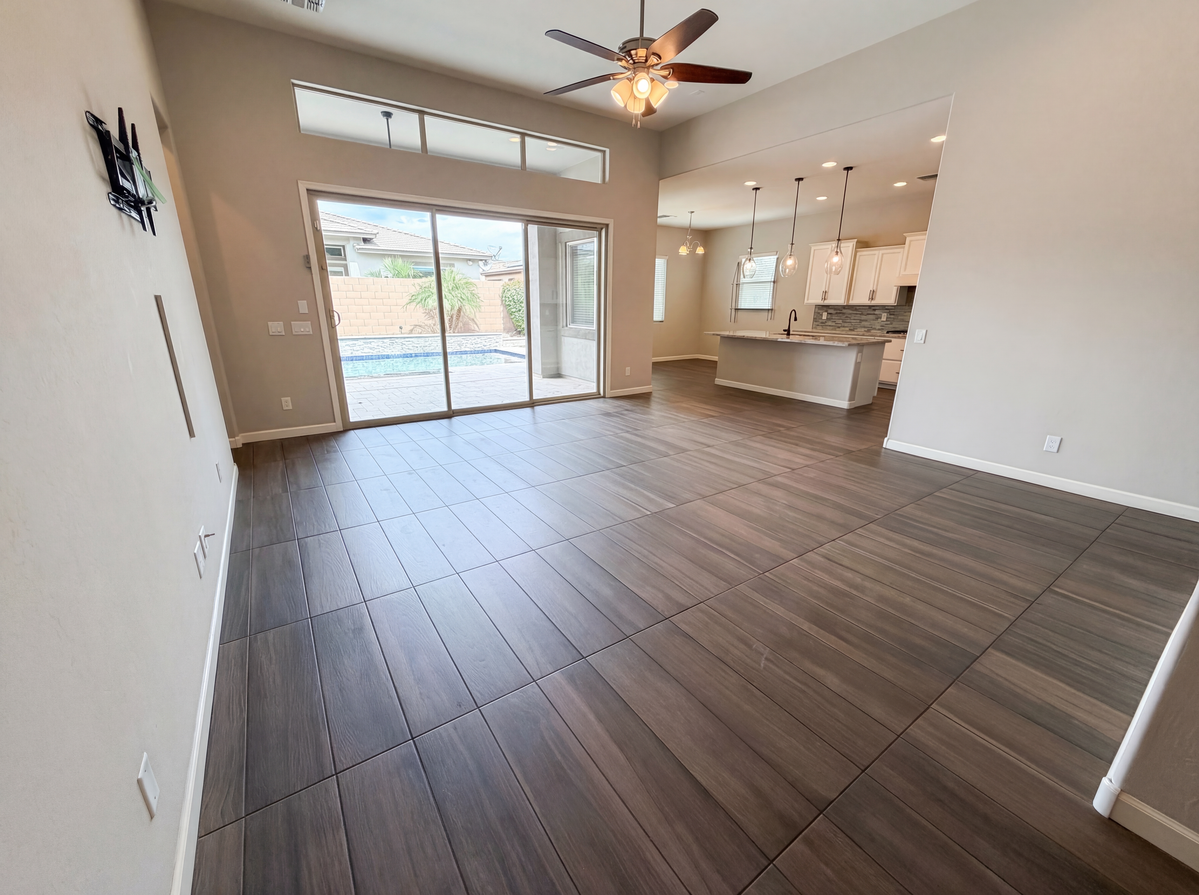 Photo 3 of 41 of 13724 W Harvest Ave, Litchfield Park, AZ