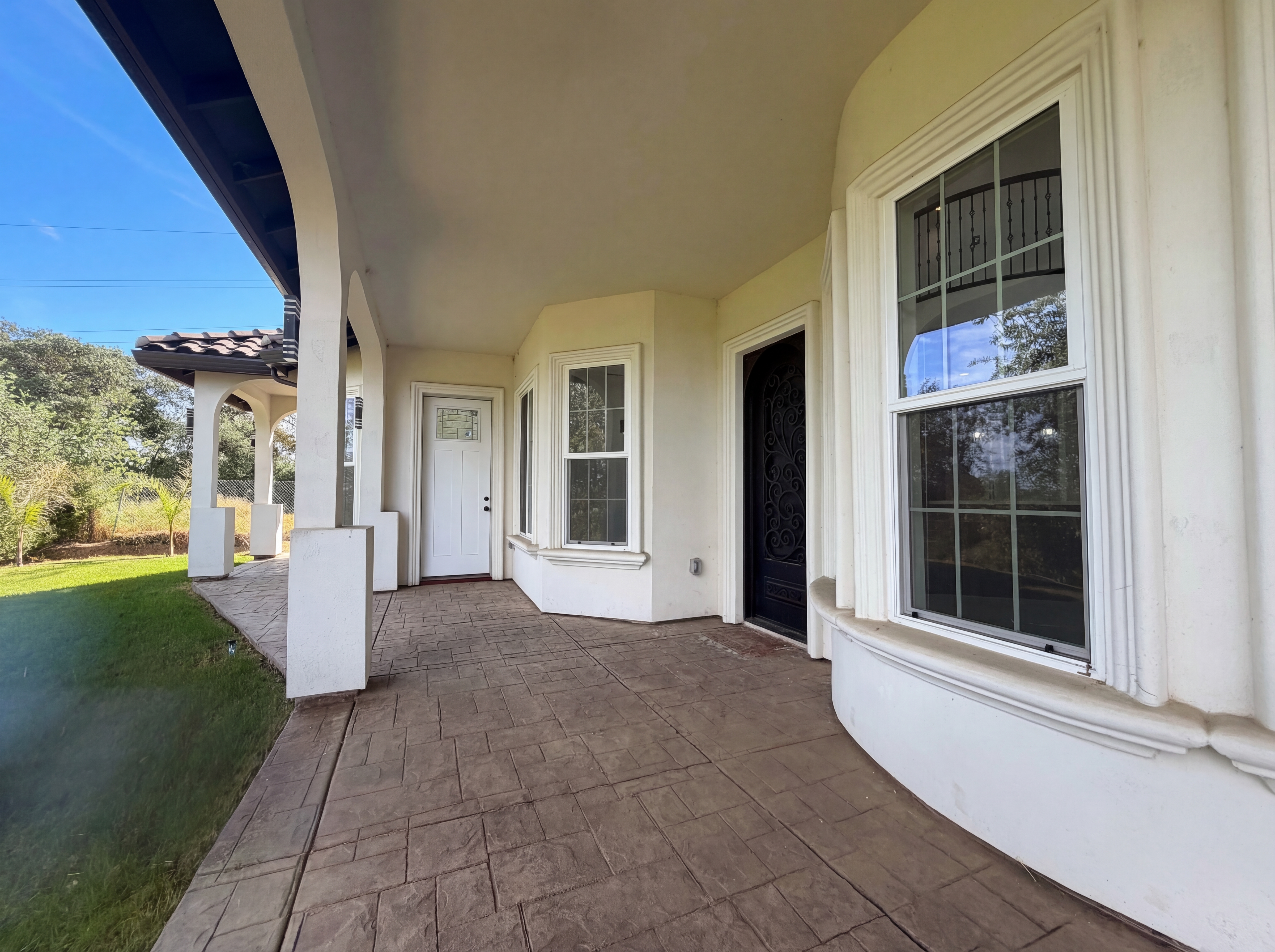 Photo 7 of 60 of 14537 Mira Vista Ln, Lockeford, CA