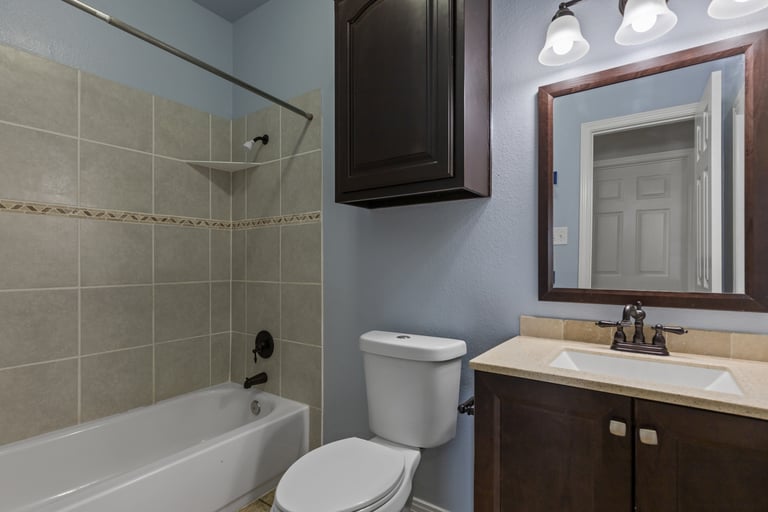 Photo 15 of 25 - 3320 Springfield Rd, Springtown, TX 76082
