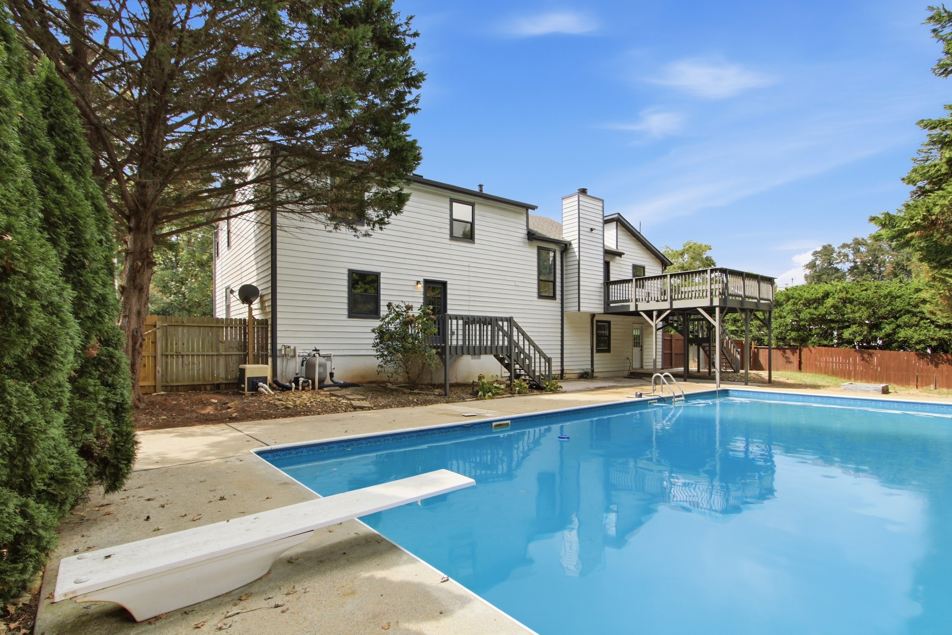 Photo 23 of 28 of 1907 Kemp Rd, Marietta, GA