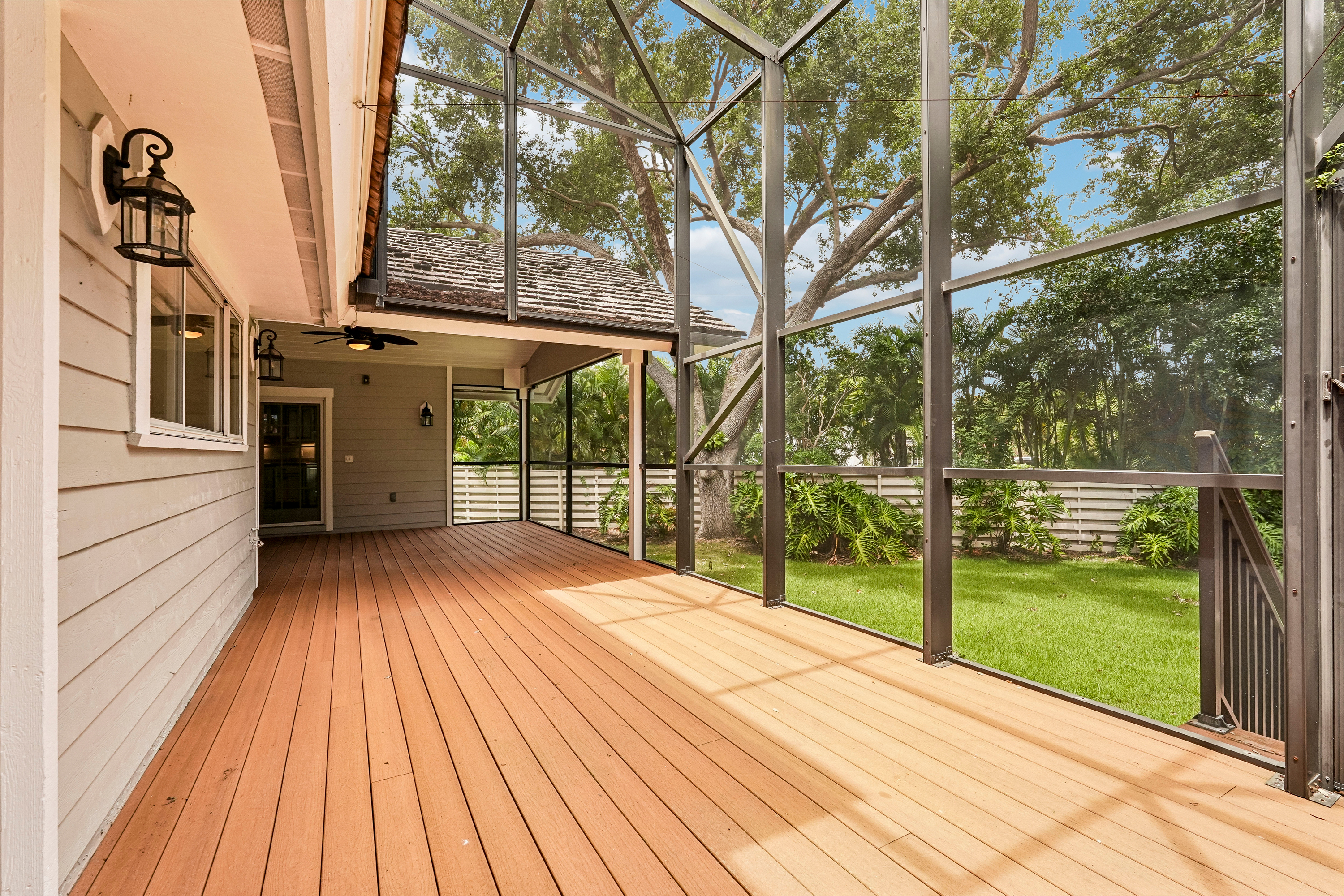 Photo 40 of 68 of 1675 Landings Ln, Sarasota, FL