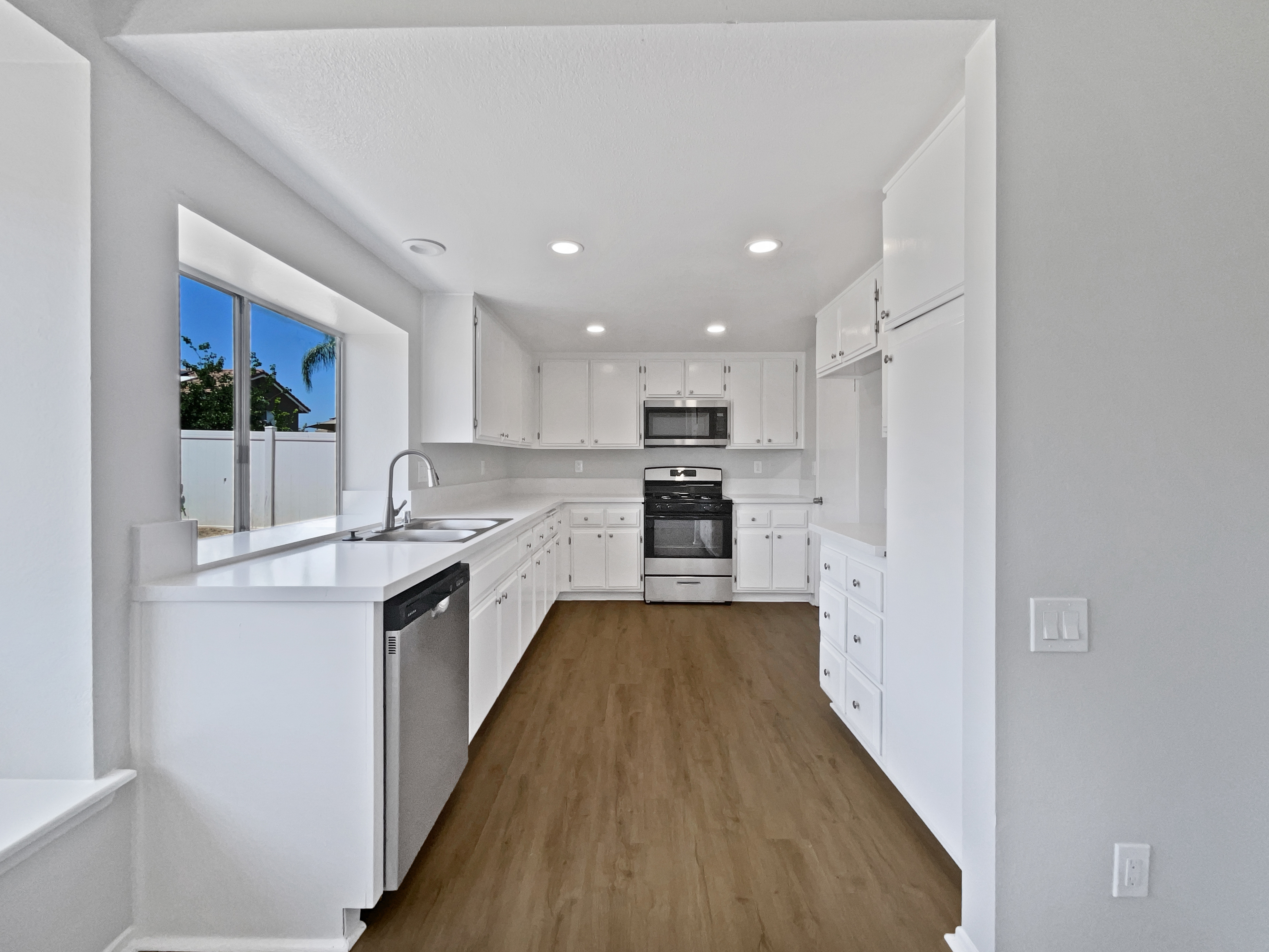 Photo 6 of 23 of 29923 Corte Cruzada, Menifee, CA