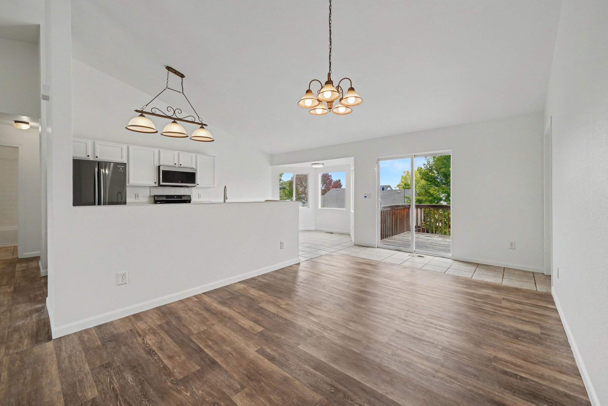 Photo 6 of 17 of 4098 La Junta Dr, Loveland, CO