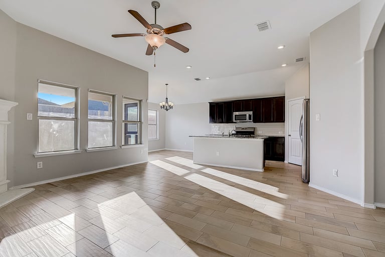 Photo 24 of 36 - 14541 Serrano Ridge Rd, Haslet, TX 76052