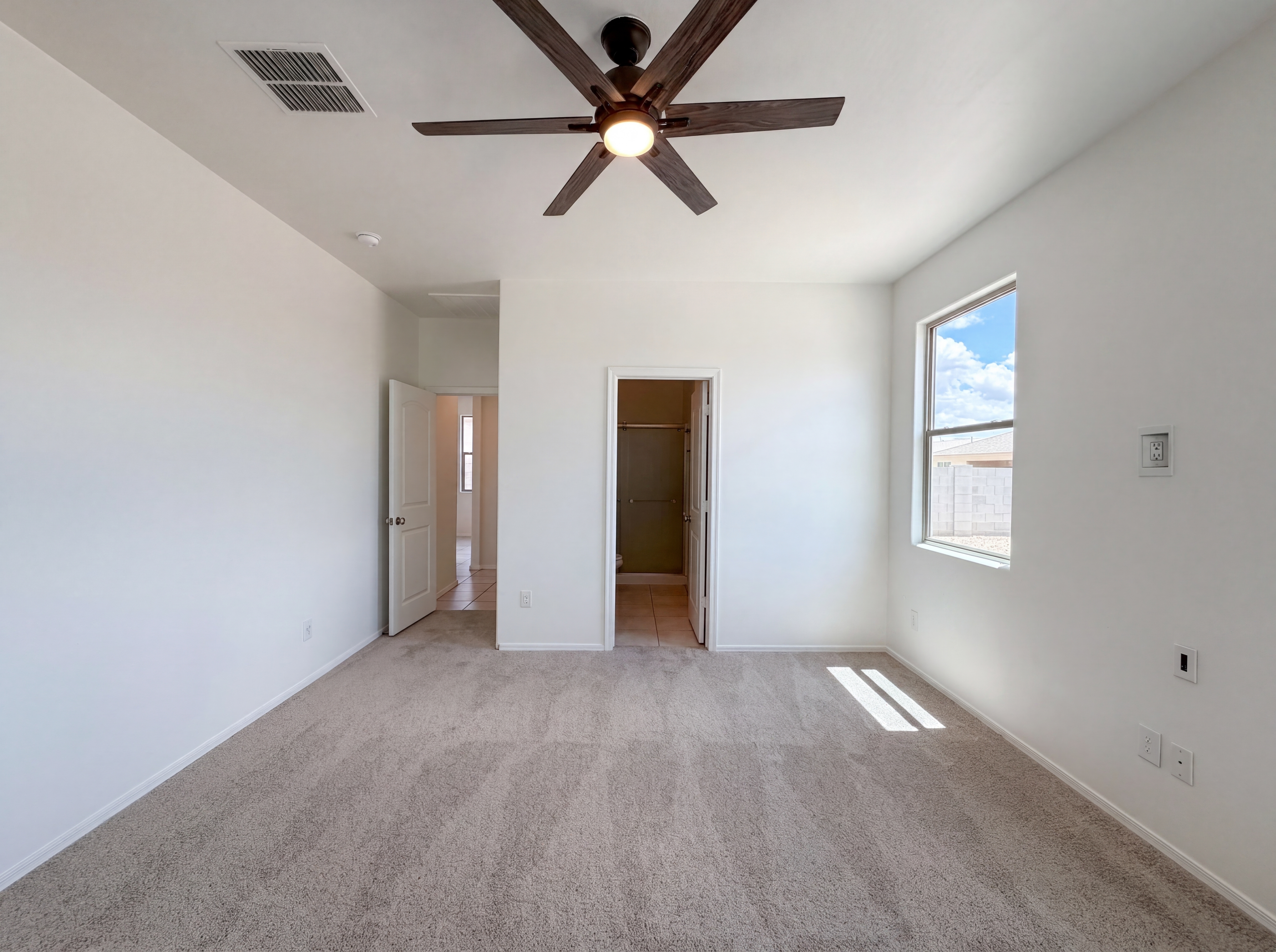 Photo 9 of 21 of 11639 E Cliffrose Ln, Florence, AZ