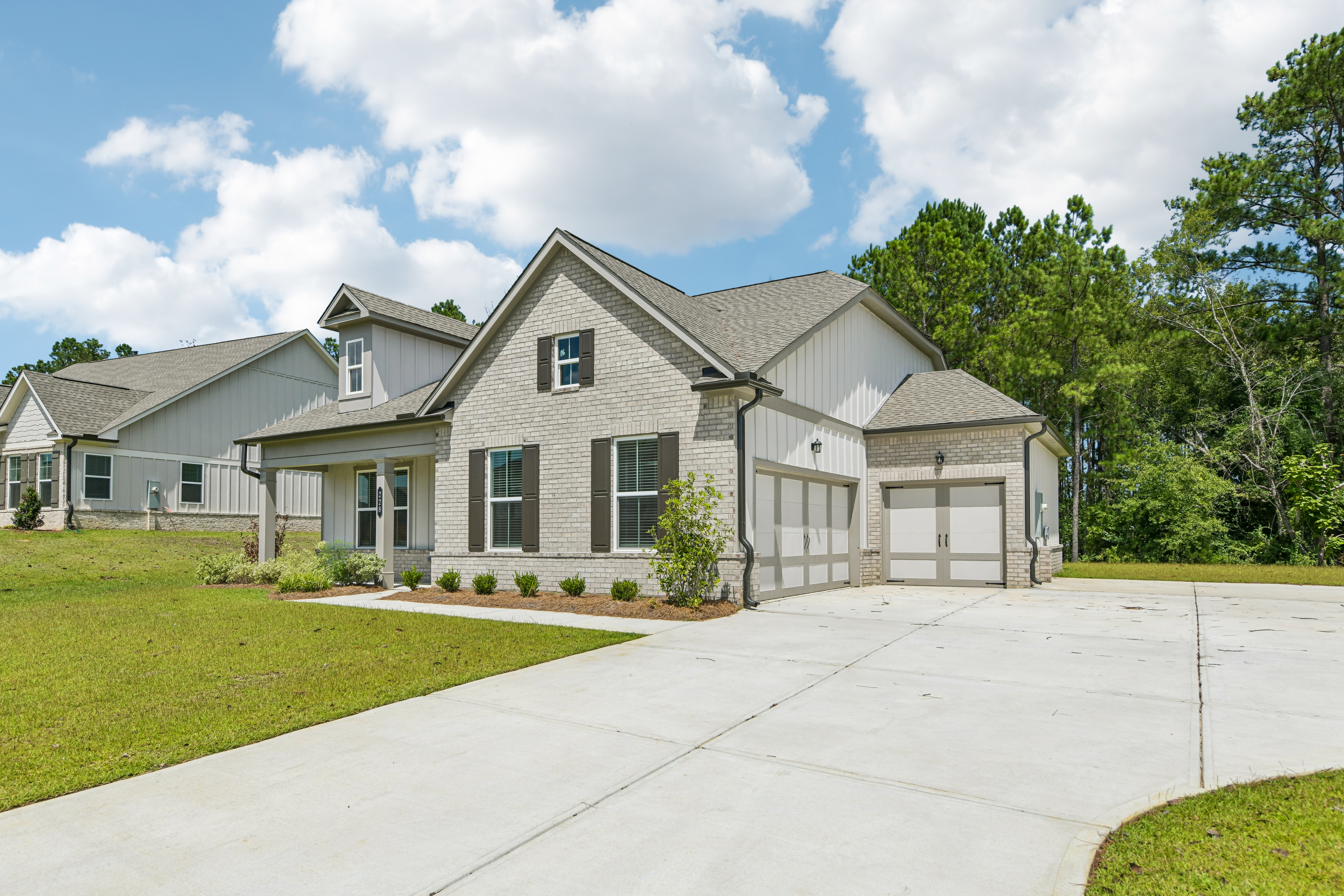 Photo 11 of 35 of 228 Flat Shoal Dr, Bonaire, GA