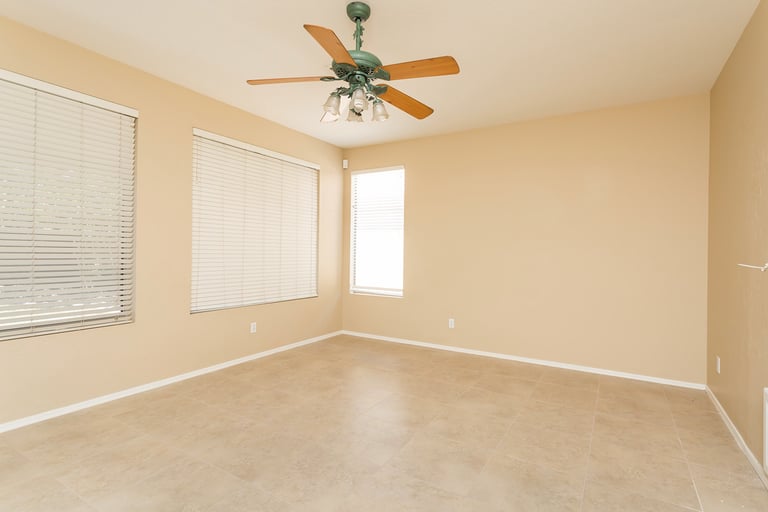 Photo 12 of 22 - 3407 W Thoreau Ln, Anthem, AZ 85086