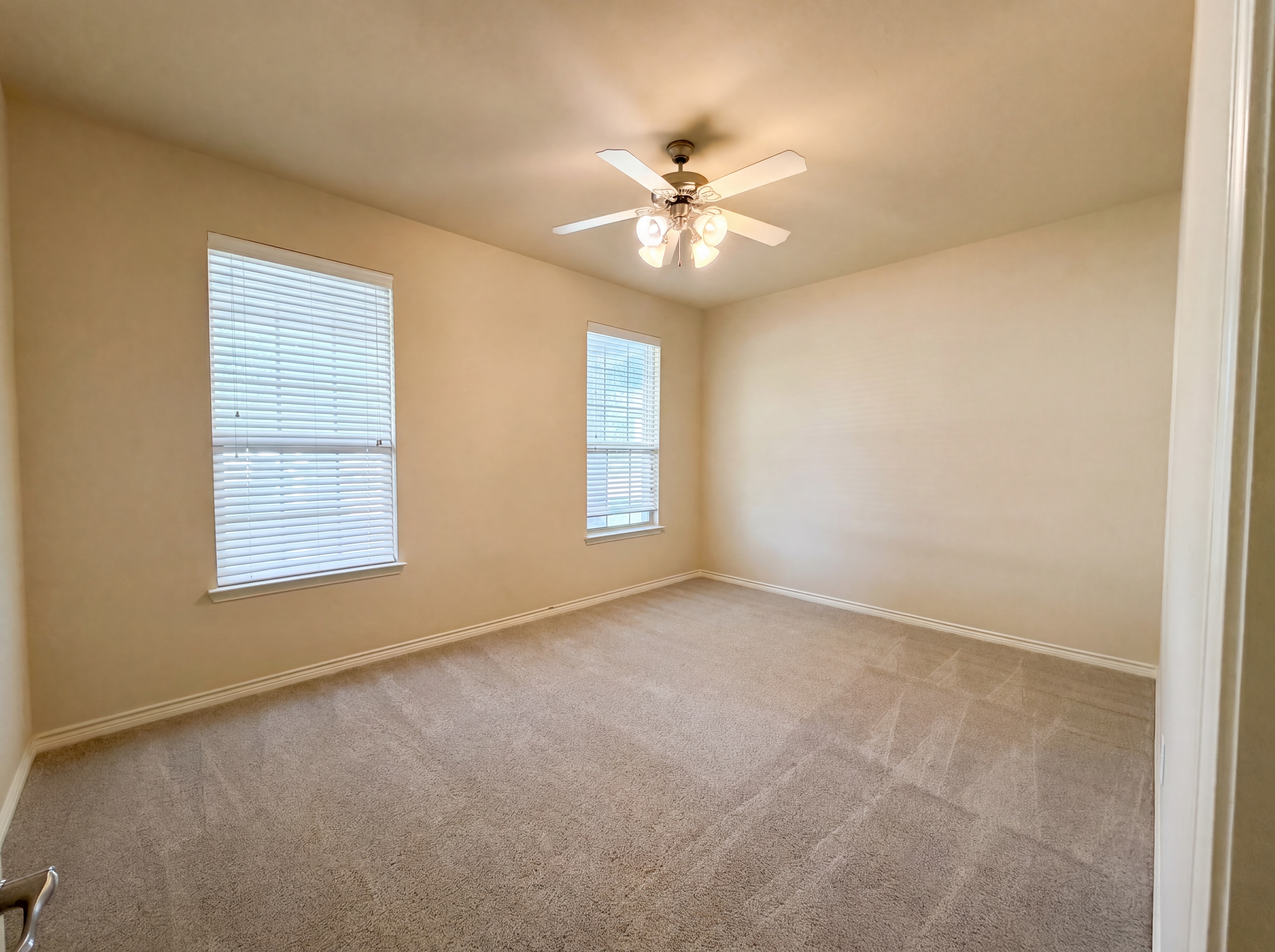 Photo 18 of 28 of 1608 Brushy Creek Ln, Allen, TX
