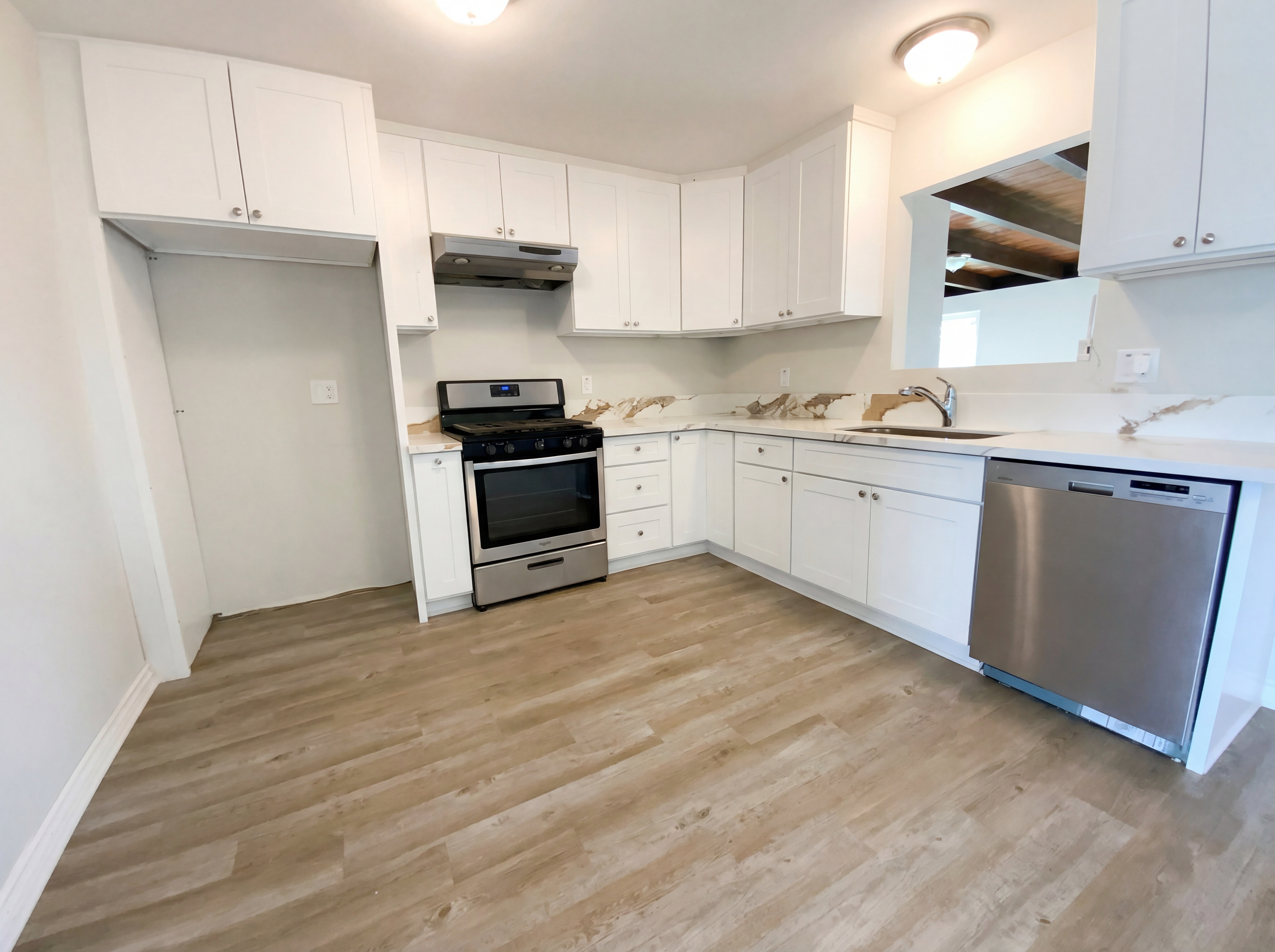 Photo 2 of 16 of 1268 Helix Ave, Chula Vista, CA