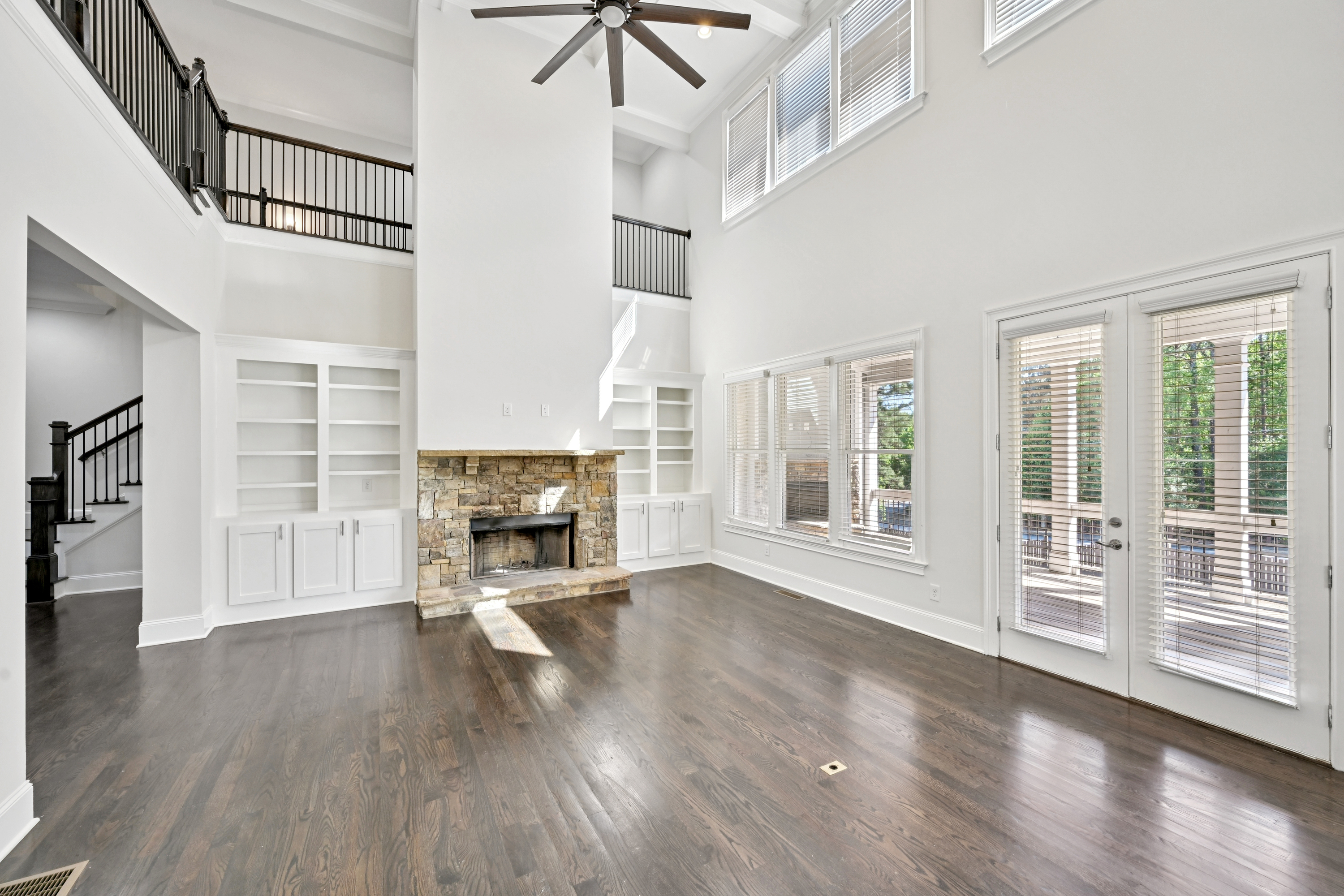 Photo 3 of 59 of 40 Terrace View Ct, Acworth, GA