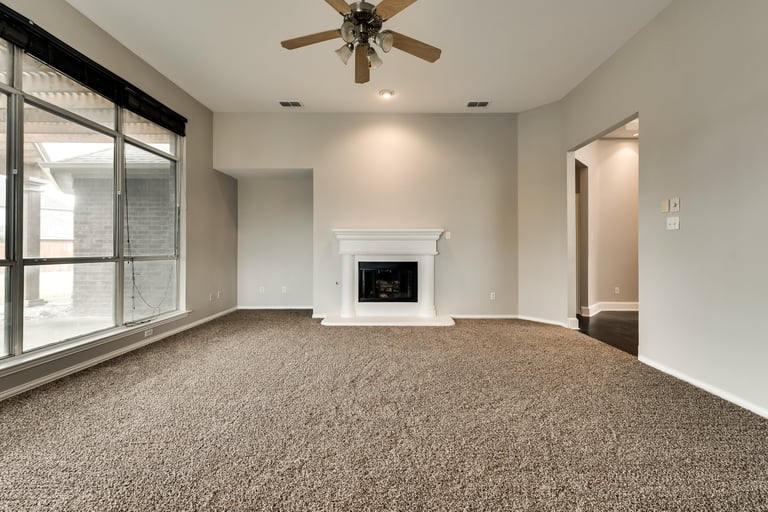 Photo 20 of 34 - 600 Country Meadow Dr, Murphy, TX 75094