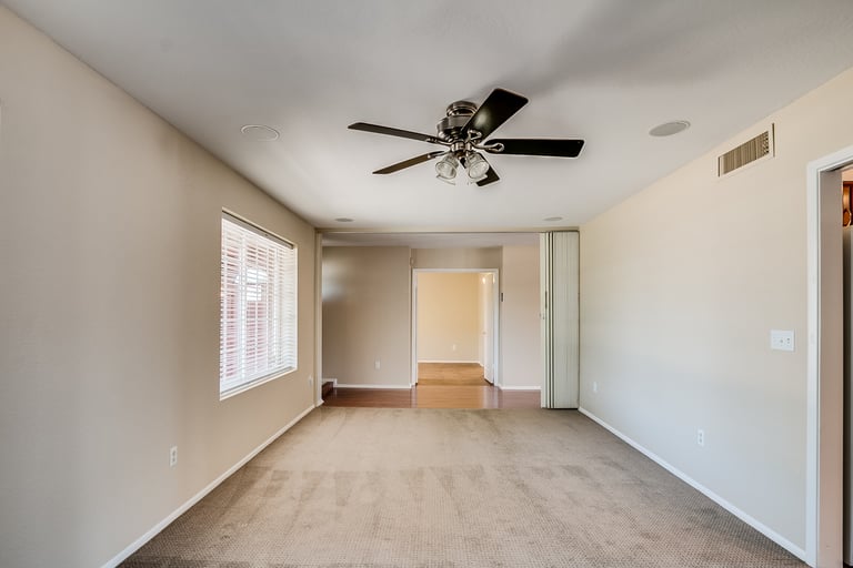 Photo 15 of 36 - 15 E Muriel Dr, Phoenix, AZ 85022