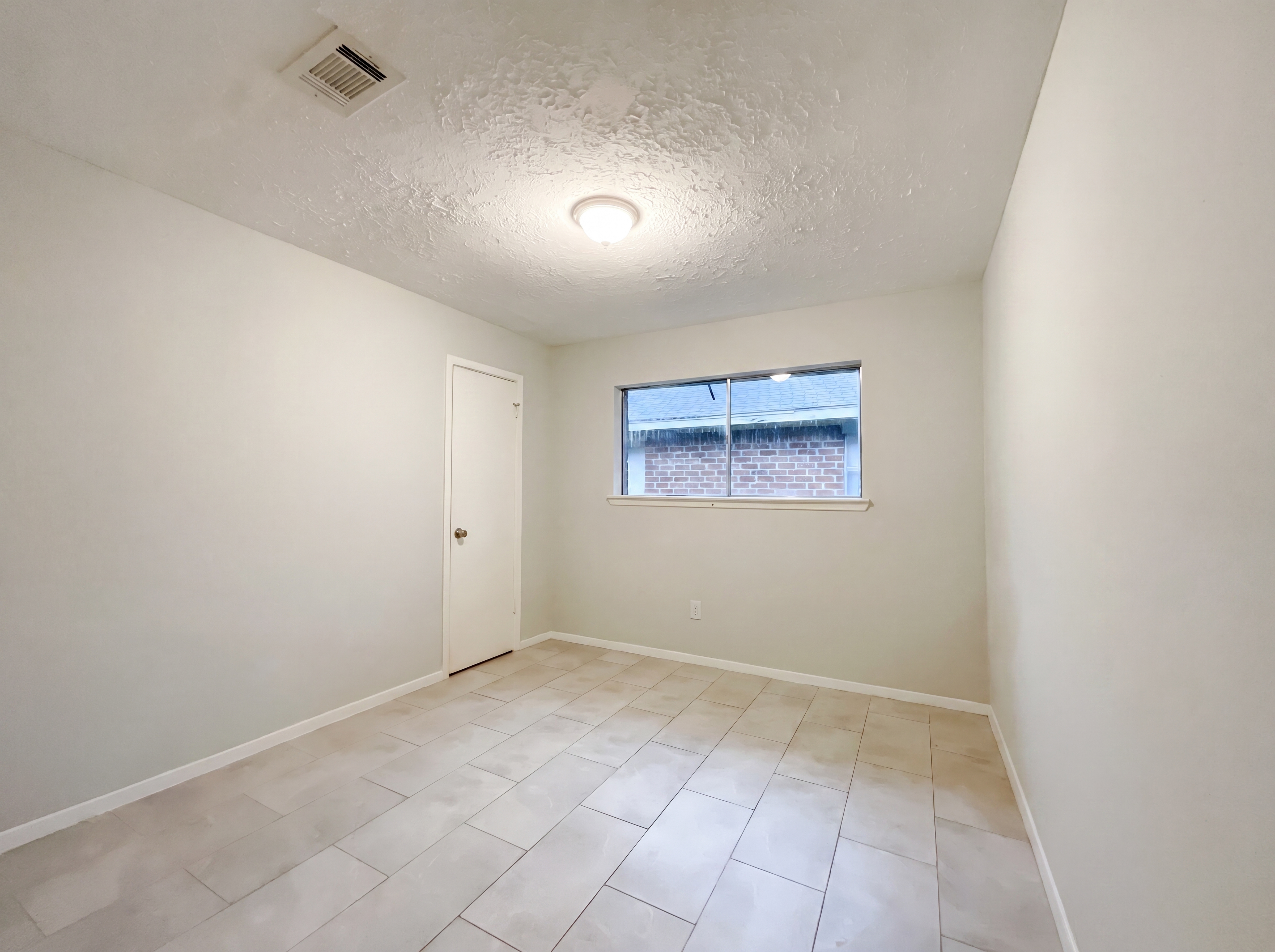 Photo 11 of 16 of 23110 Pennsgrove Rd, Spring, TX