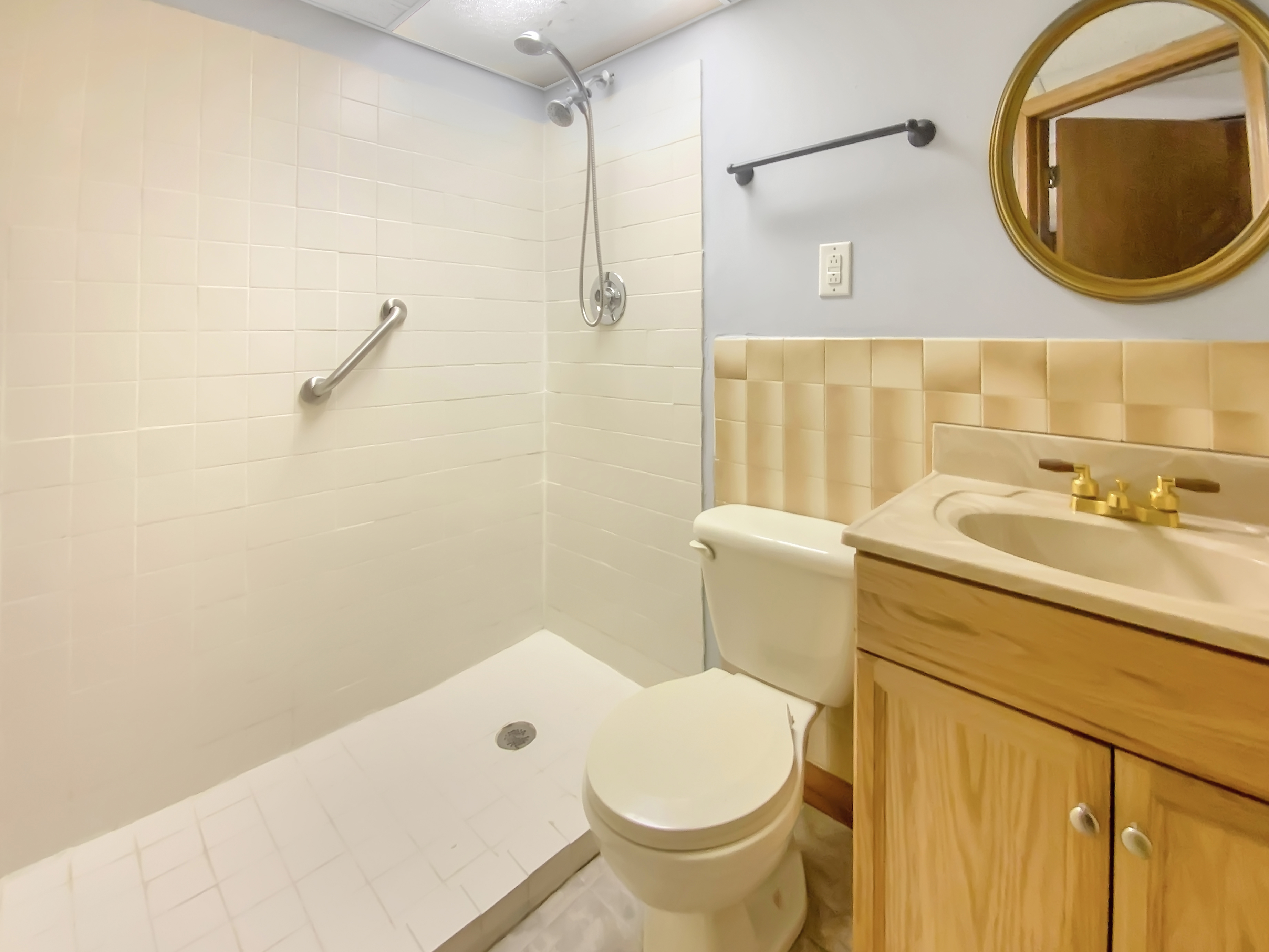 Photo 9 of 19 of 826 Catskill Dr, Saint Louis, MO