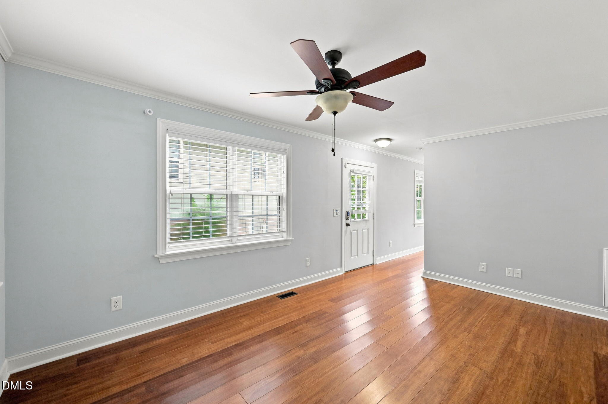 Photo 5 of 29 of 240 Jay St, Chapel Hill, NC