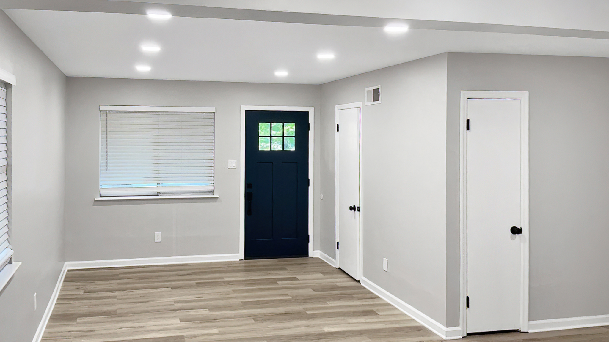 Photo 3 of 11 of 335 Homeville Rd, Collierville, TN