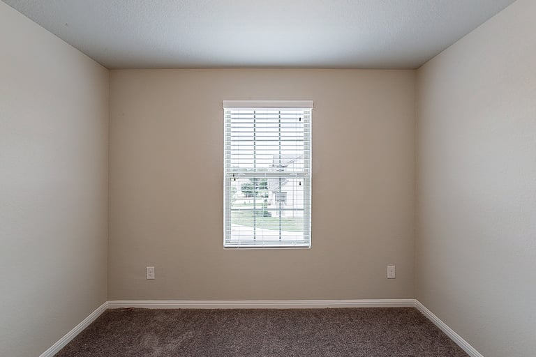 Photo 16 of 24 - 8527 Straight Oaks, San Antonio, TX 78254