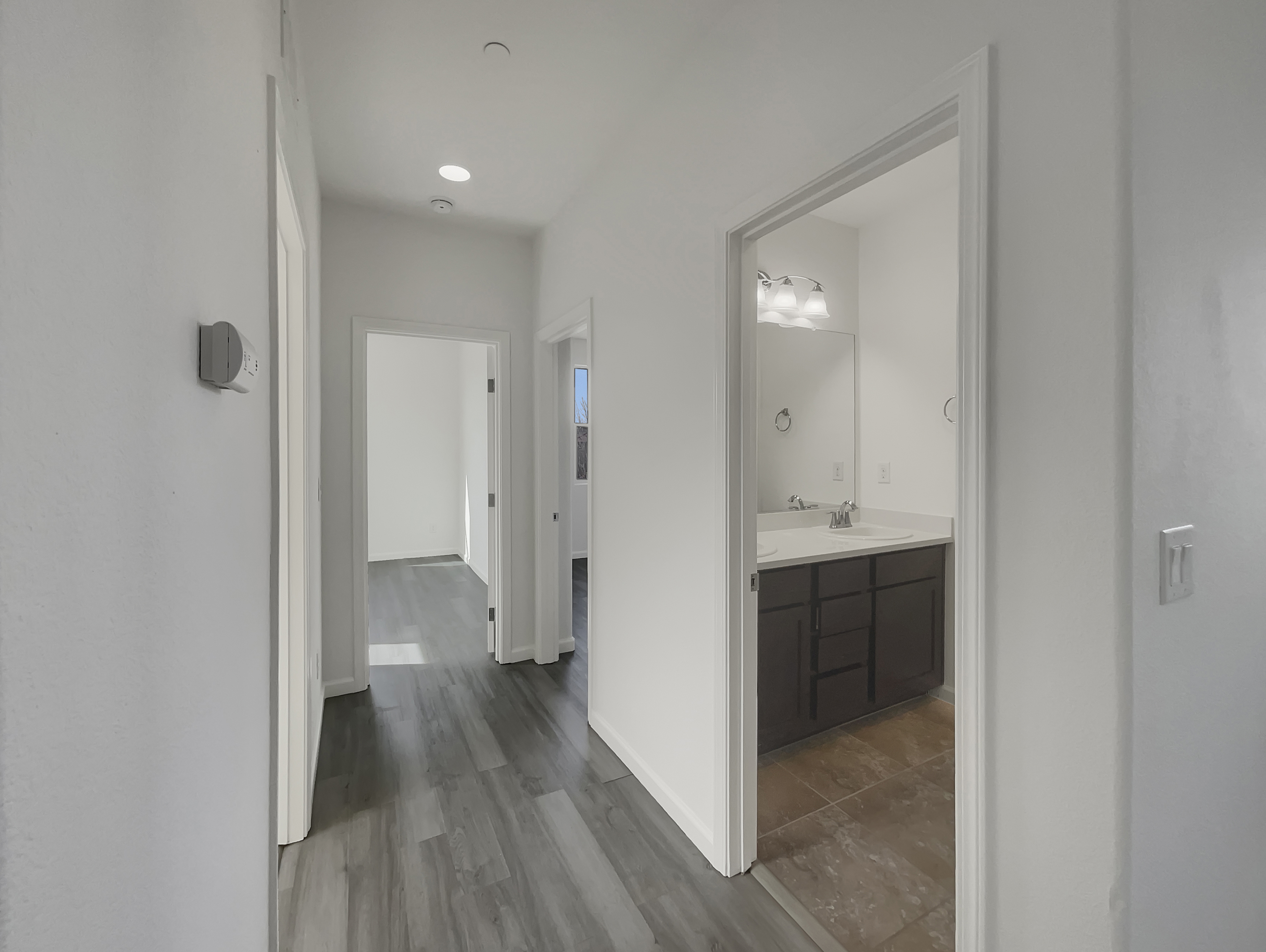 Photo 33 of 43 of 4579 Juneberry Dr, Sacramento, CA