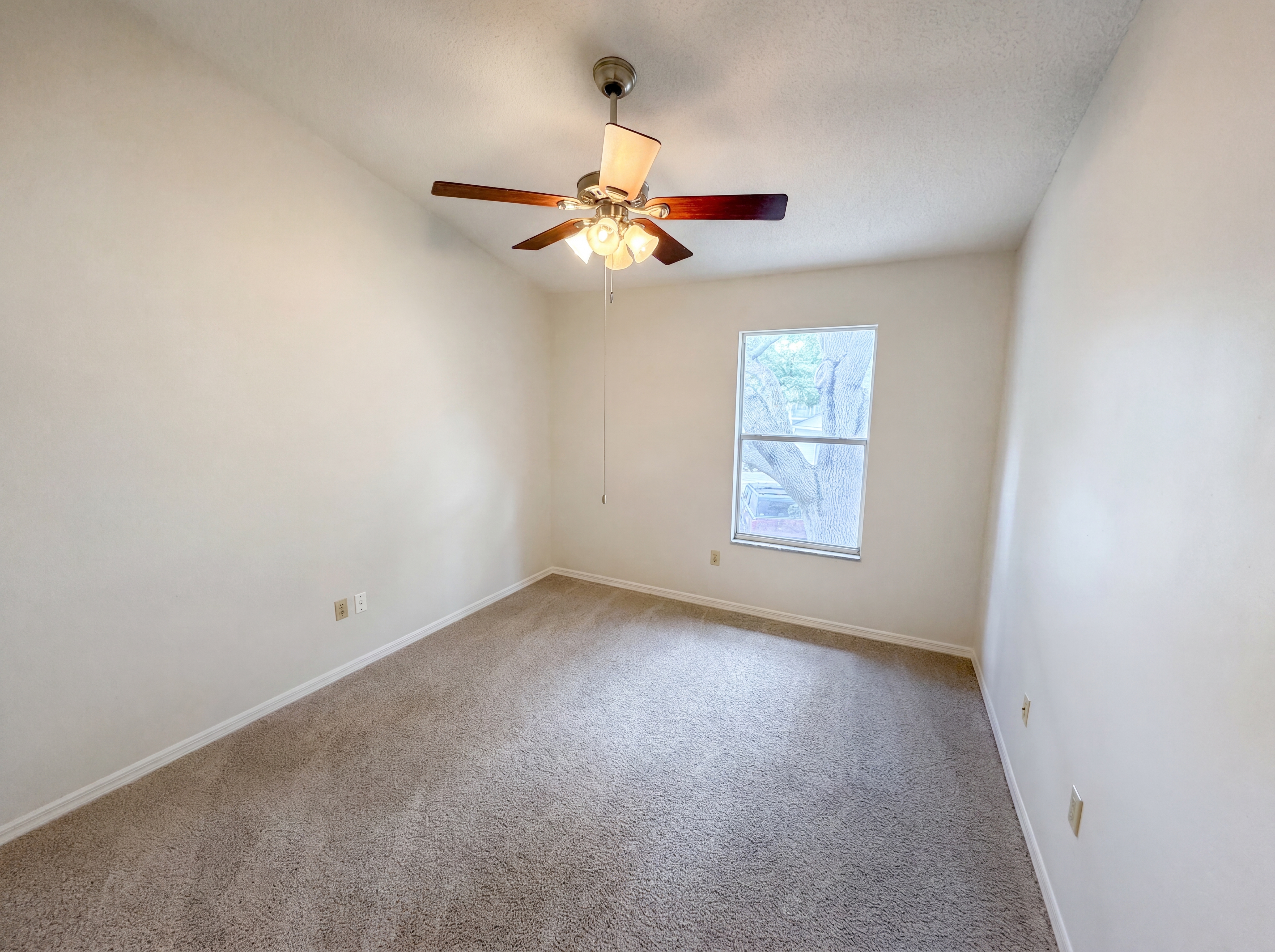 Photo 11 of 24 of 5955 Calais Way, Orlando, FL
