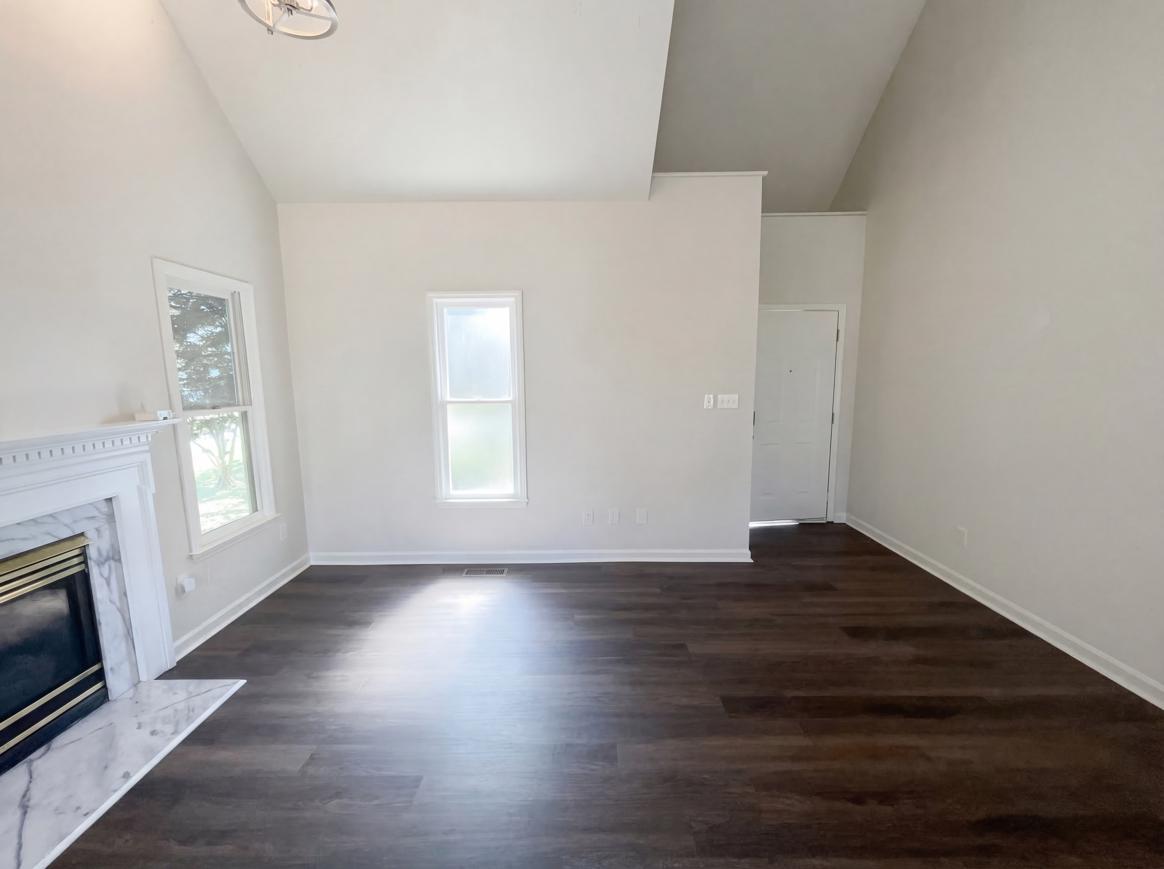 Photo 8 of 22 of 905 Kensal Green Dr, Kernersville, NC