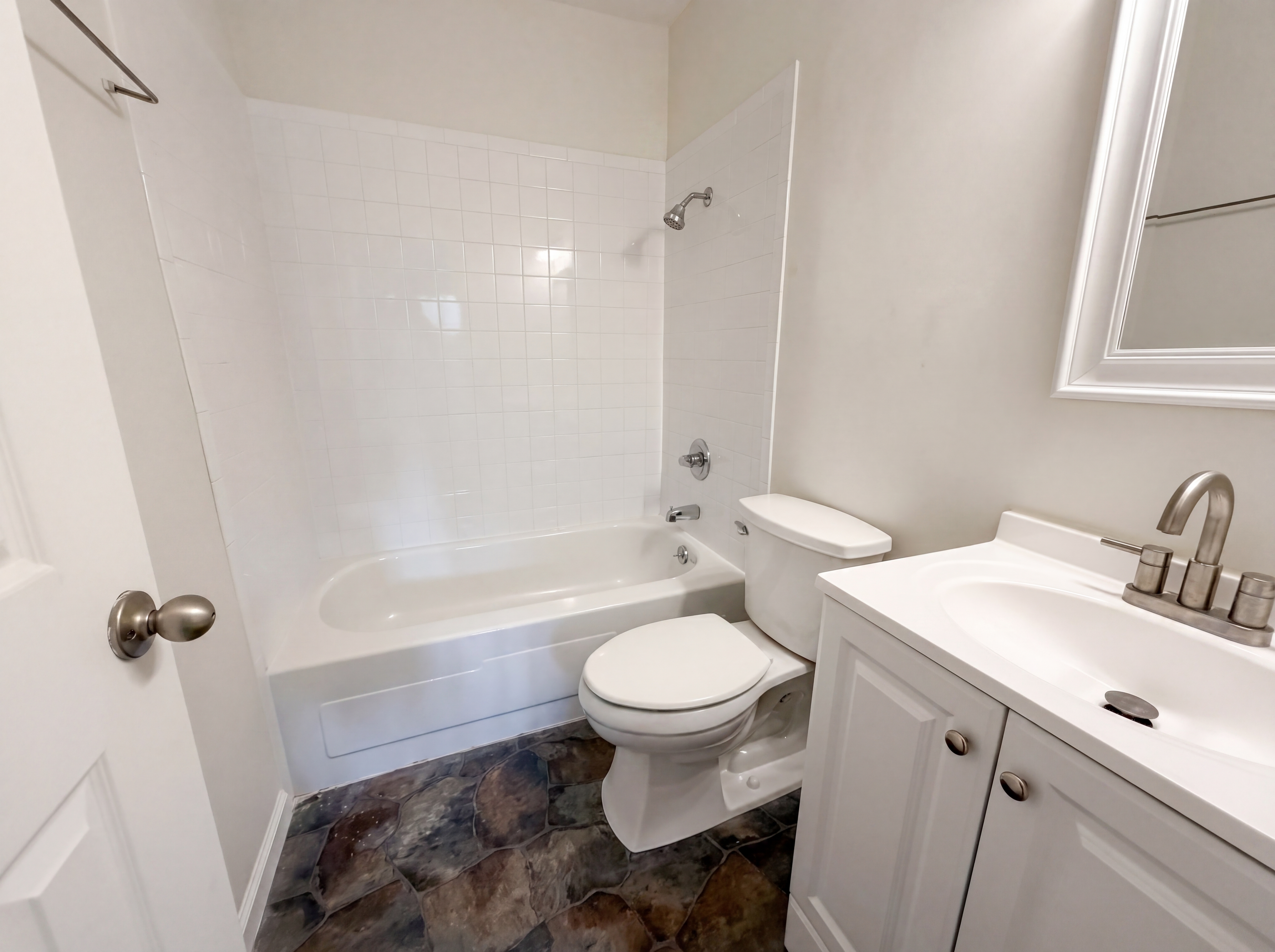 Photo 6 of 17 of 79 Topsail Ct, Greenville, SC