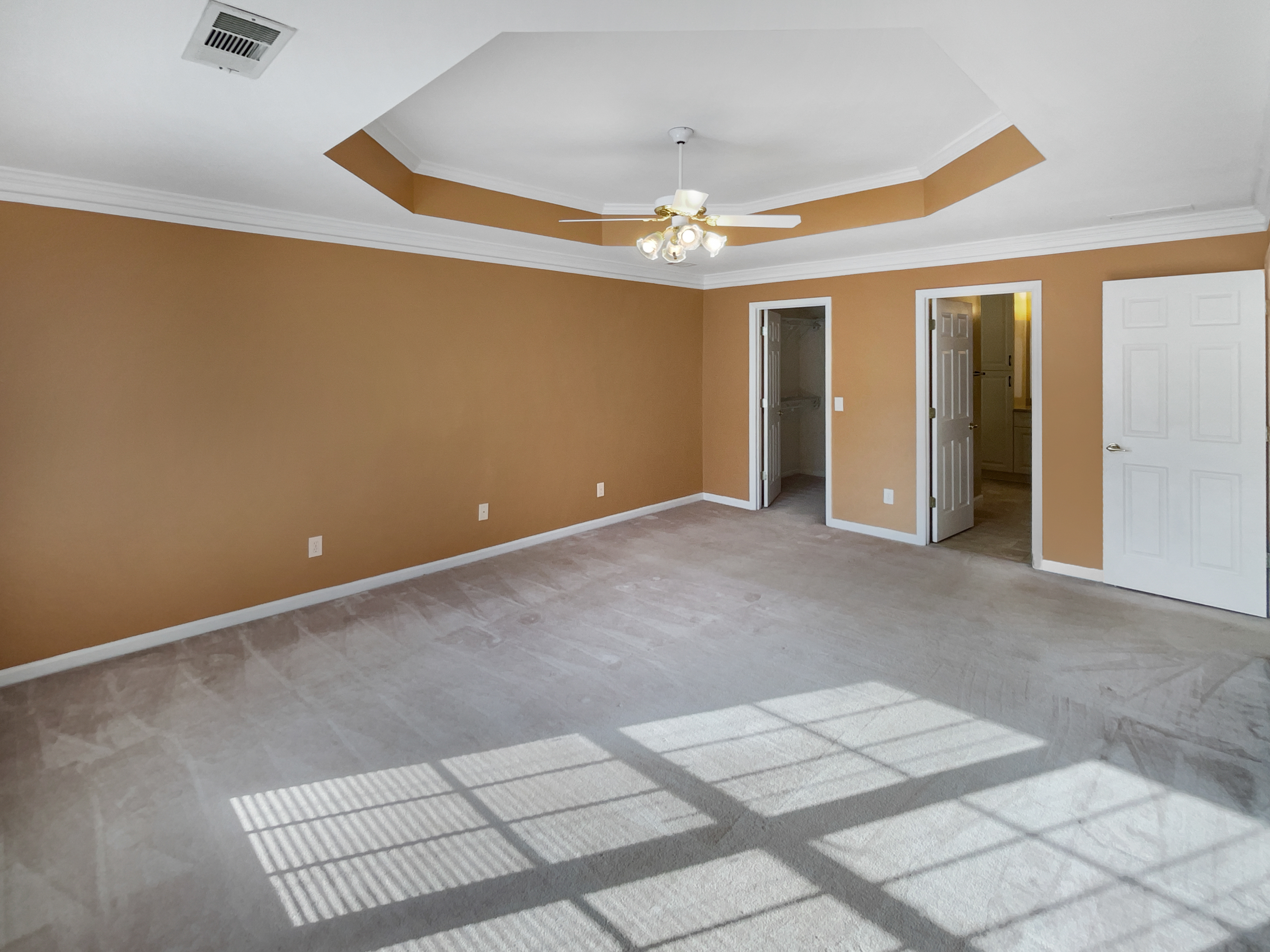 Photo 4 of 68 of 1370 Providence Dr, Lawrenceville, GA