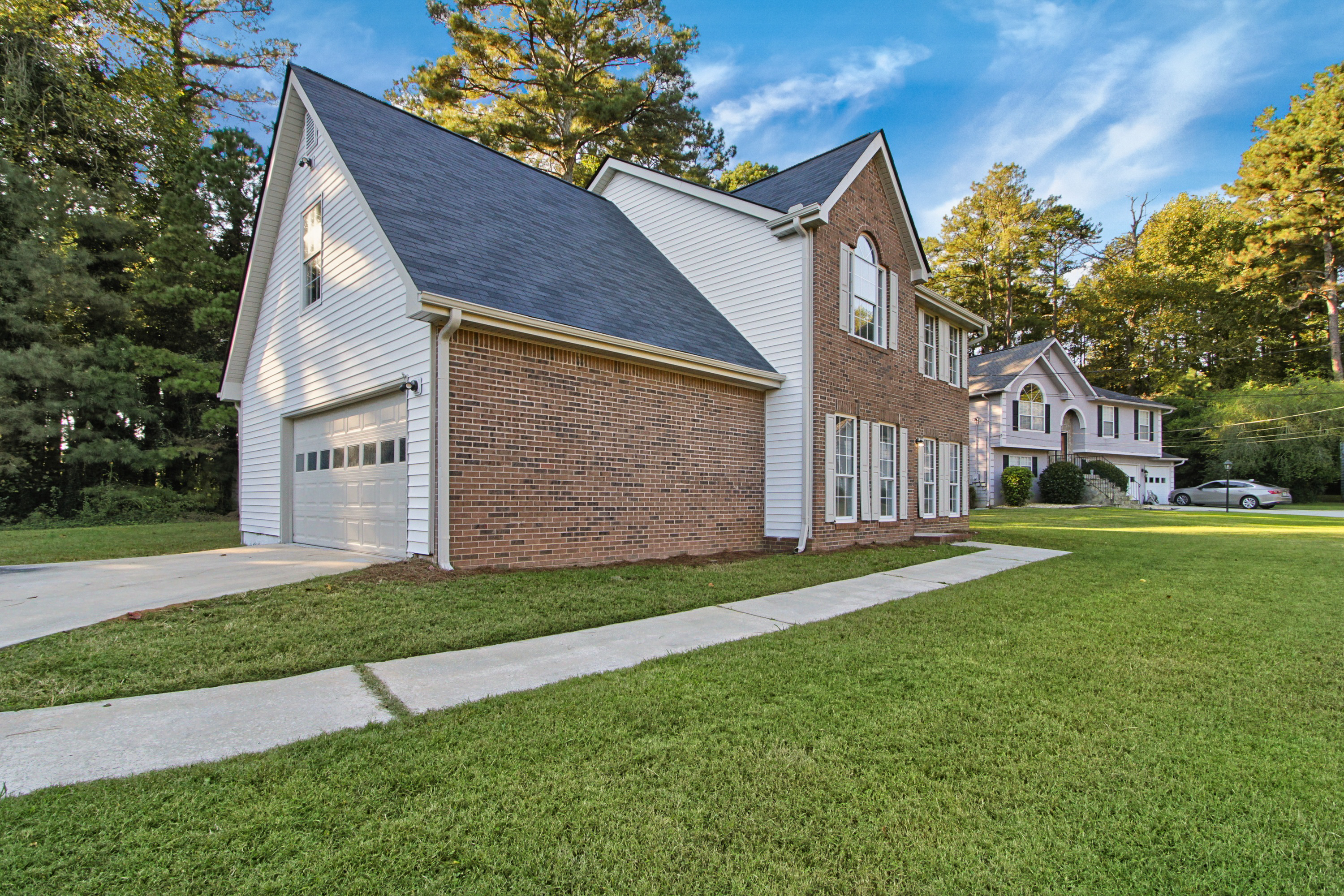 Photo 32 of 34 of 6833 Sarah Jane Ln, Riverdale, GA