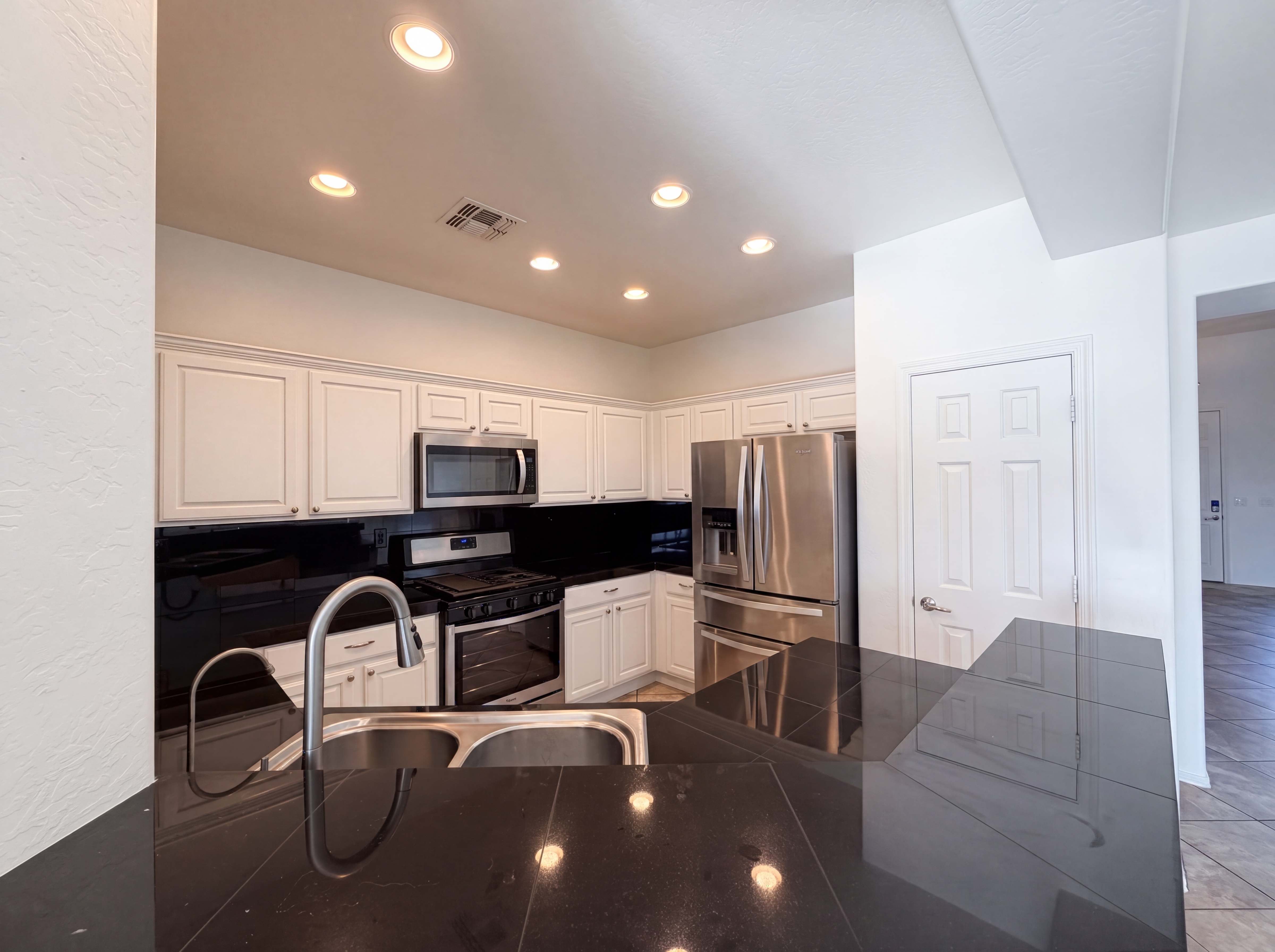 Photo 2 of 27 of 38034 N Hudson Trl, Anthem, AZ
