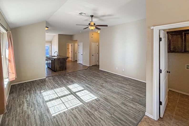Property photo 3 of 1416 NW 129th Ter