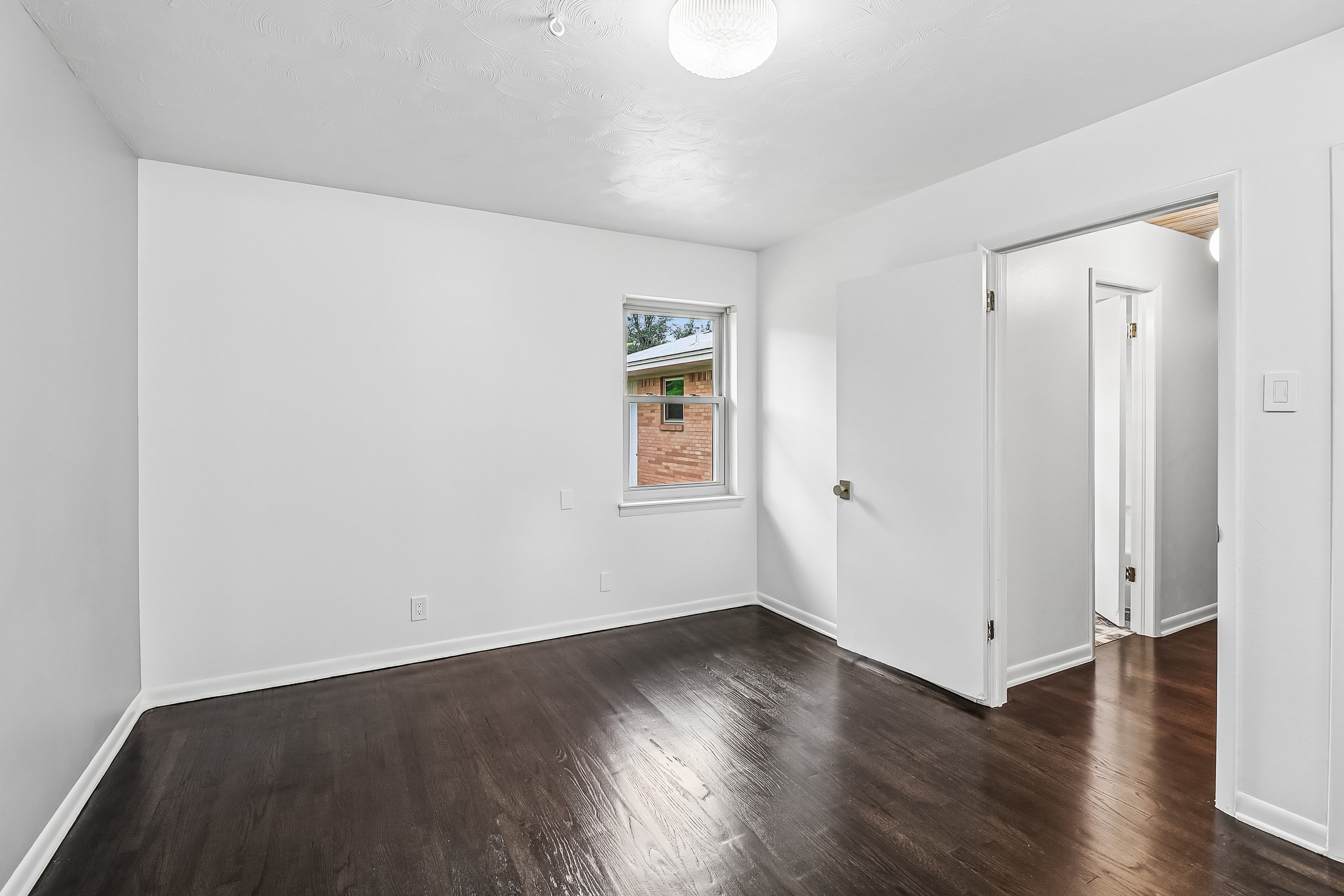 Photo 14 of 22 of 318 Harman St, Duncanville, TX