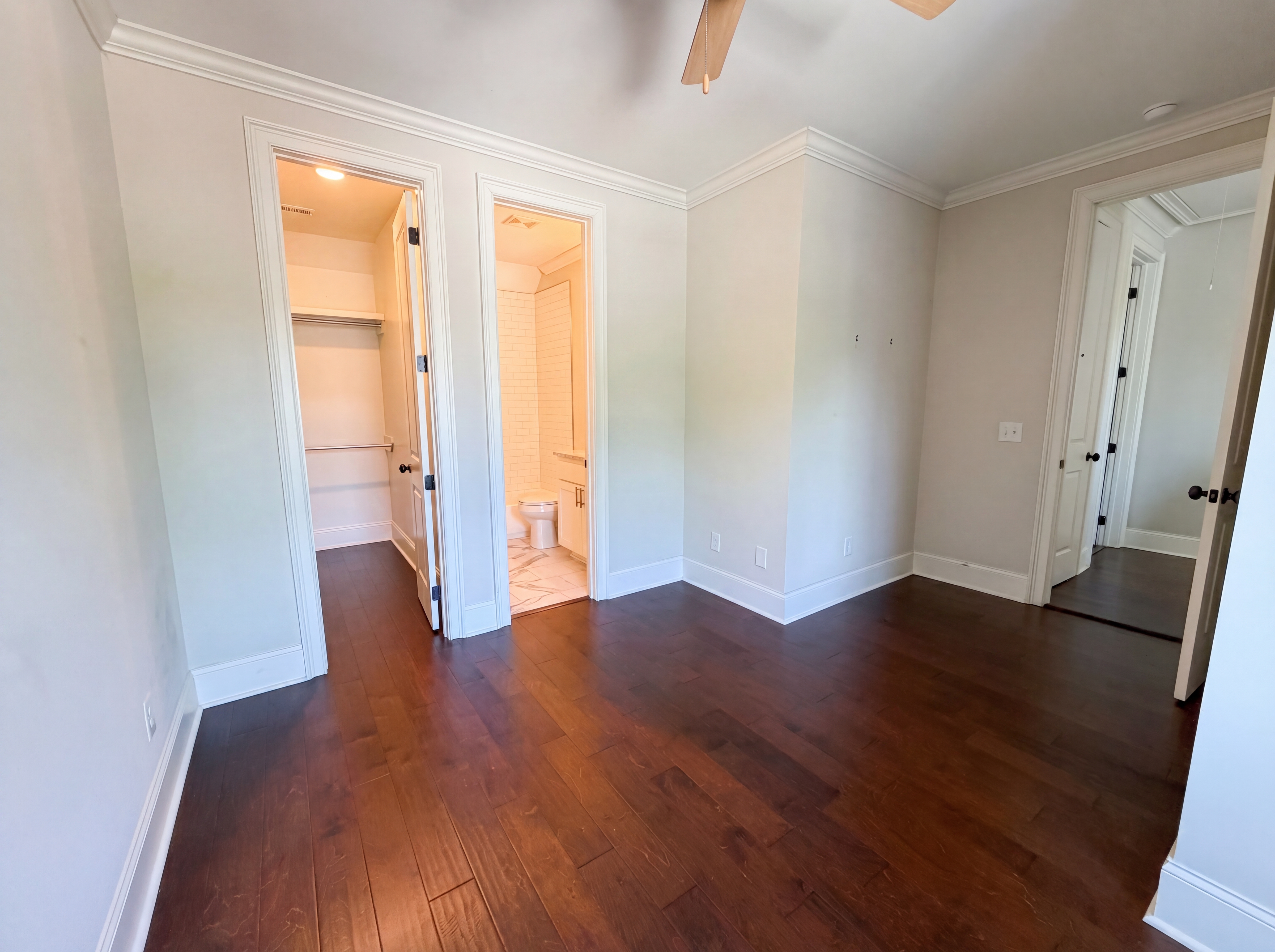 Photo 16 of 36 of 1901 Parrish Dr, Columbia, SC