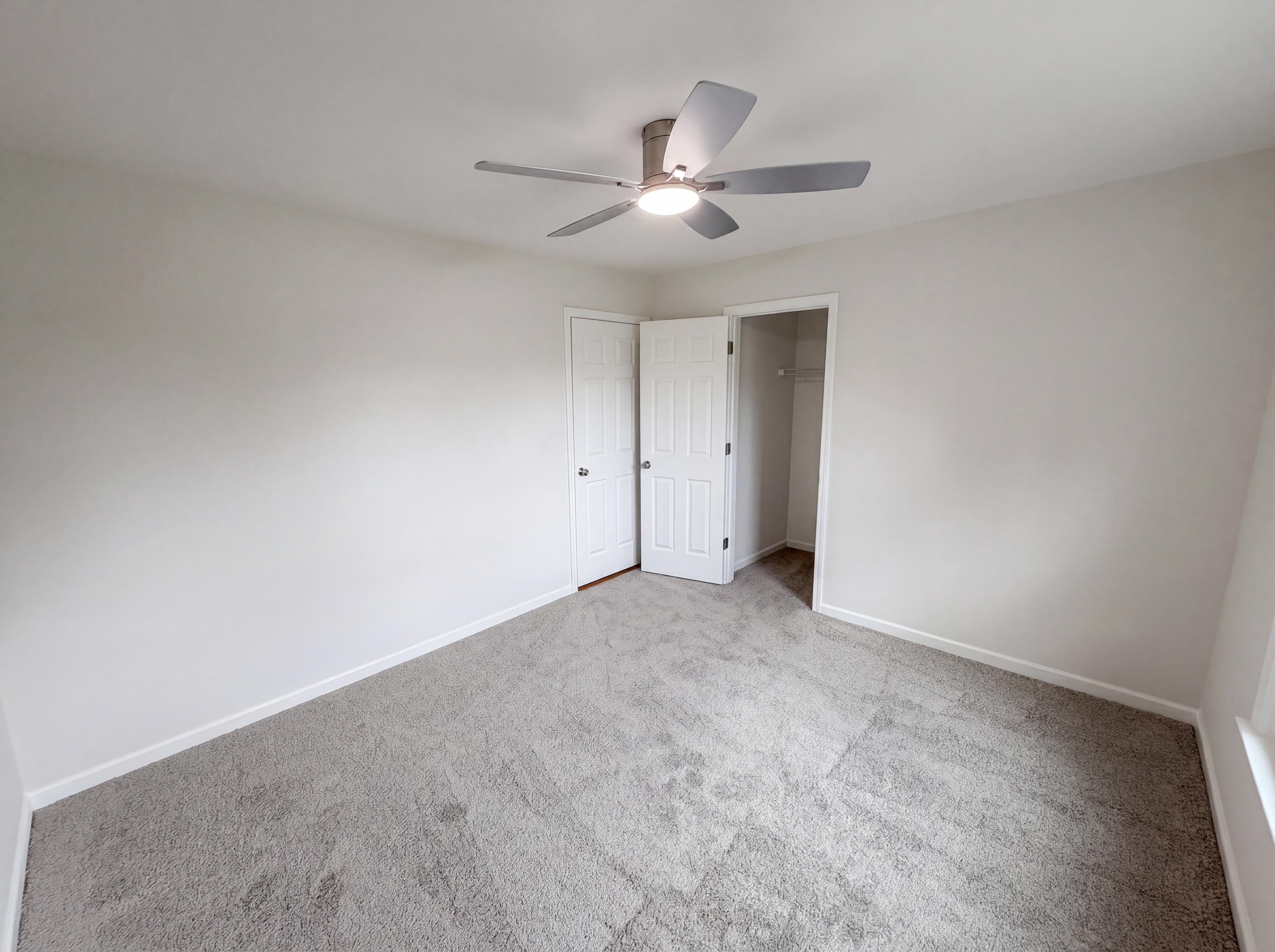 Photo 4 of 82 of 724 Beacon Cv, Lawrenceville, GA