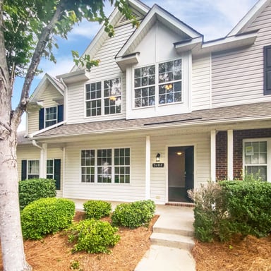 Property photo 1 of 3107 Falling Rock Ct