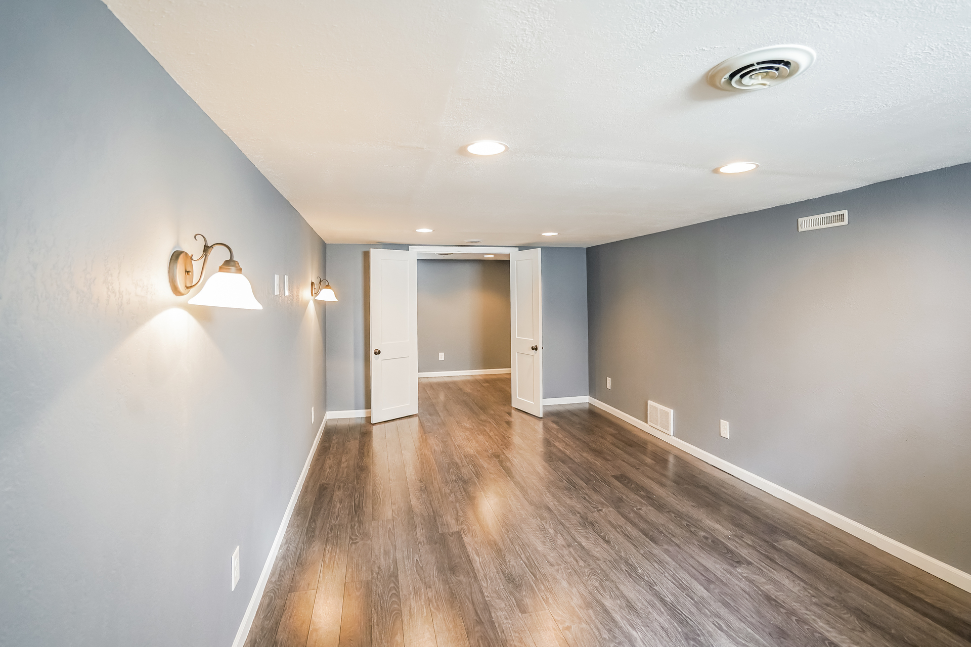 Photo 12 of 20 of 181 Walton Ave, Waukesha, WI