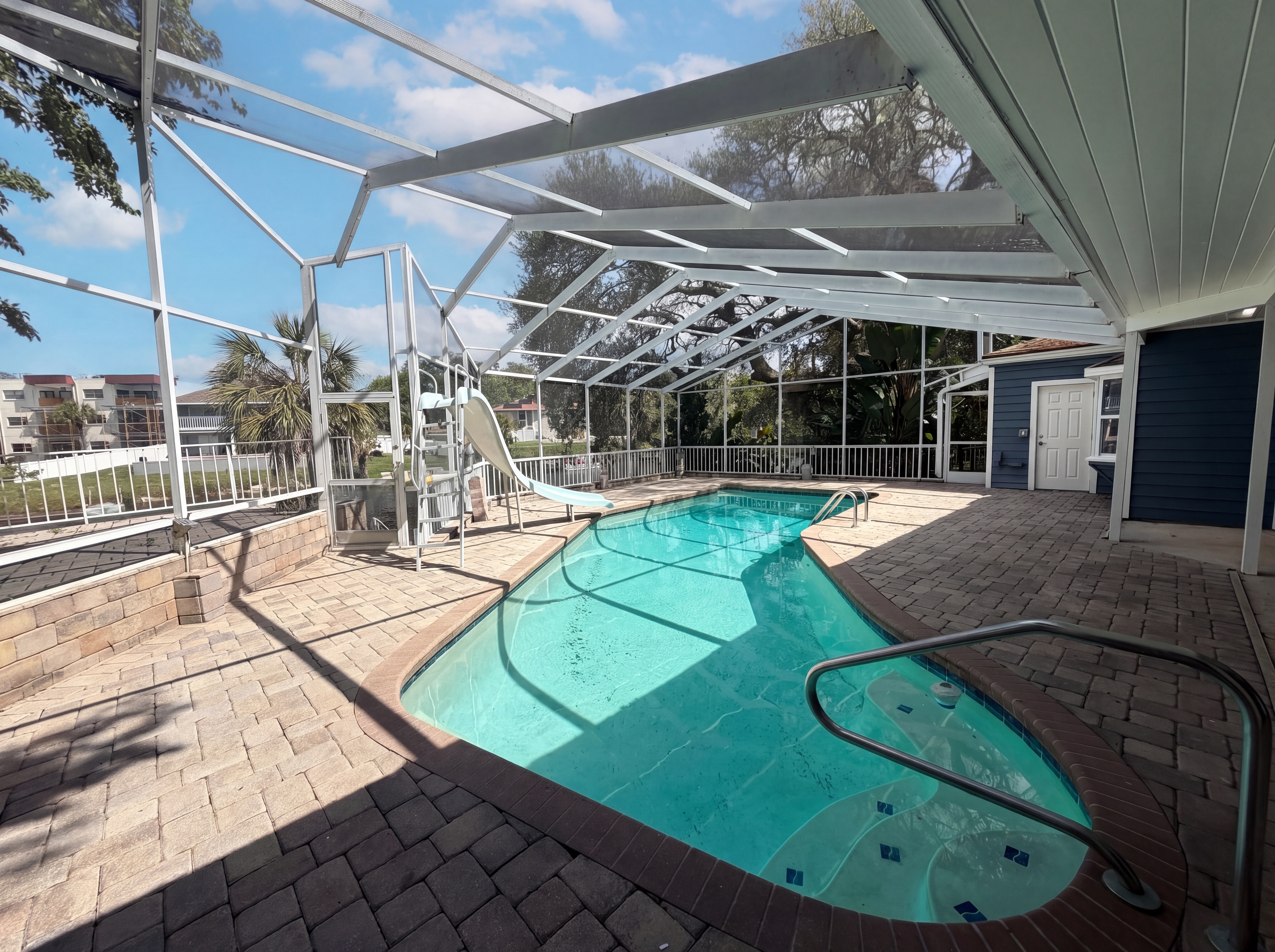 Photo 43 of 50 of 5609 Executive Dr, New Port Richey, FL