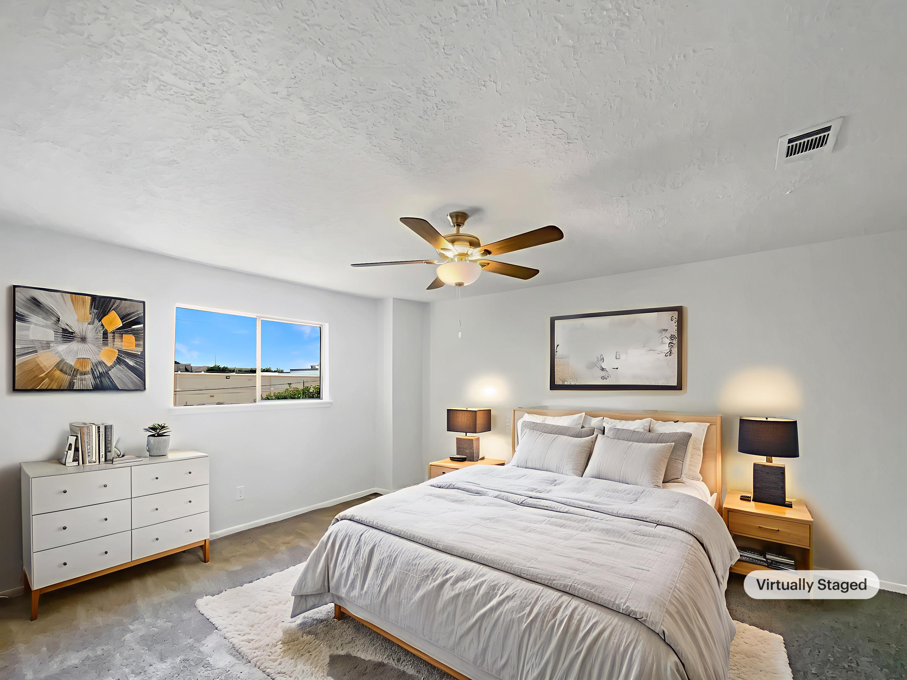 Photo 4 of 24 of 11307 Wickersham Ln, Houston, TX